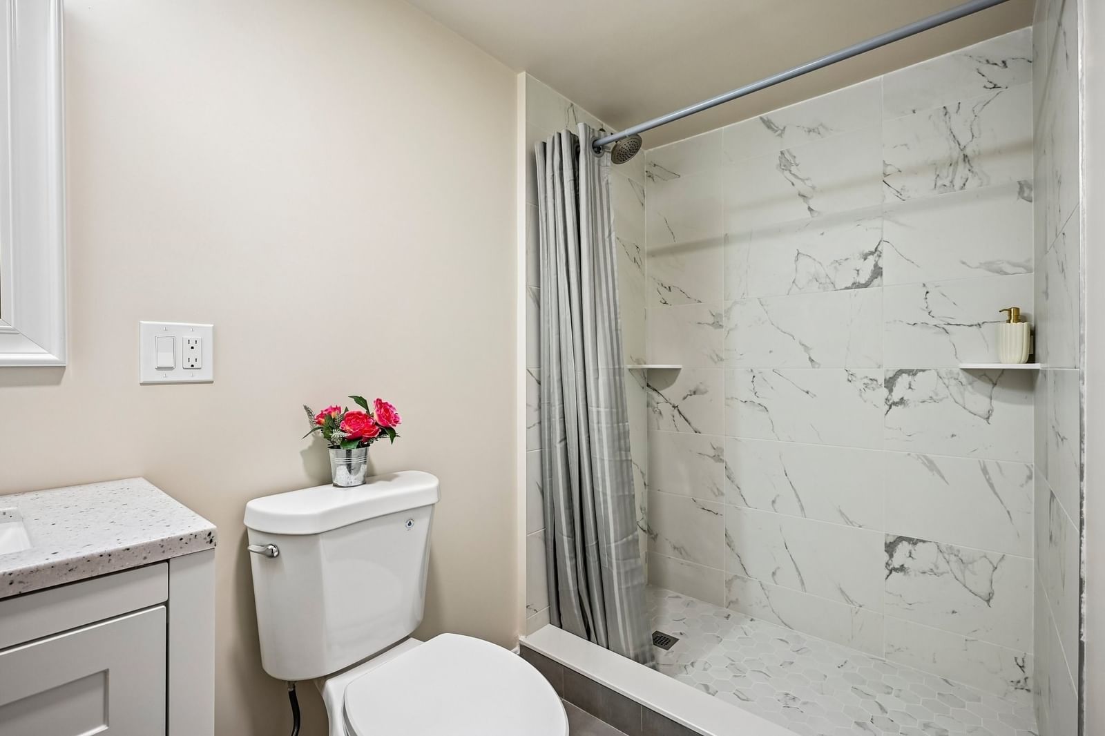180 Hudson Rd, Stow, MA 01775 photo 4