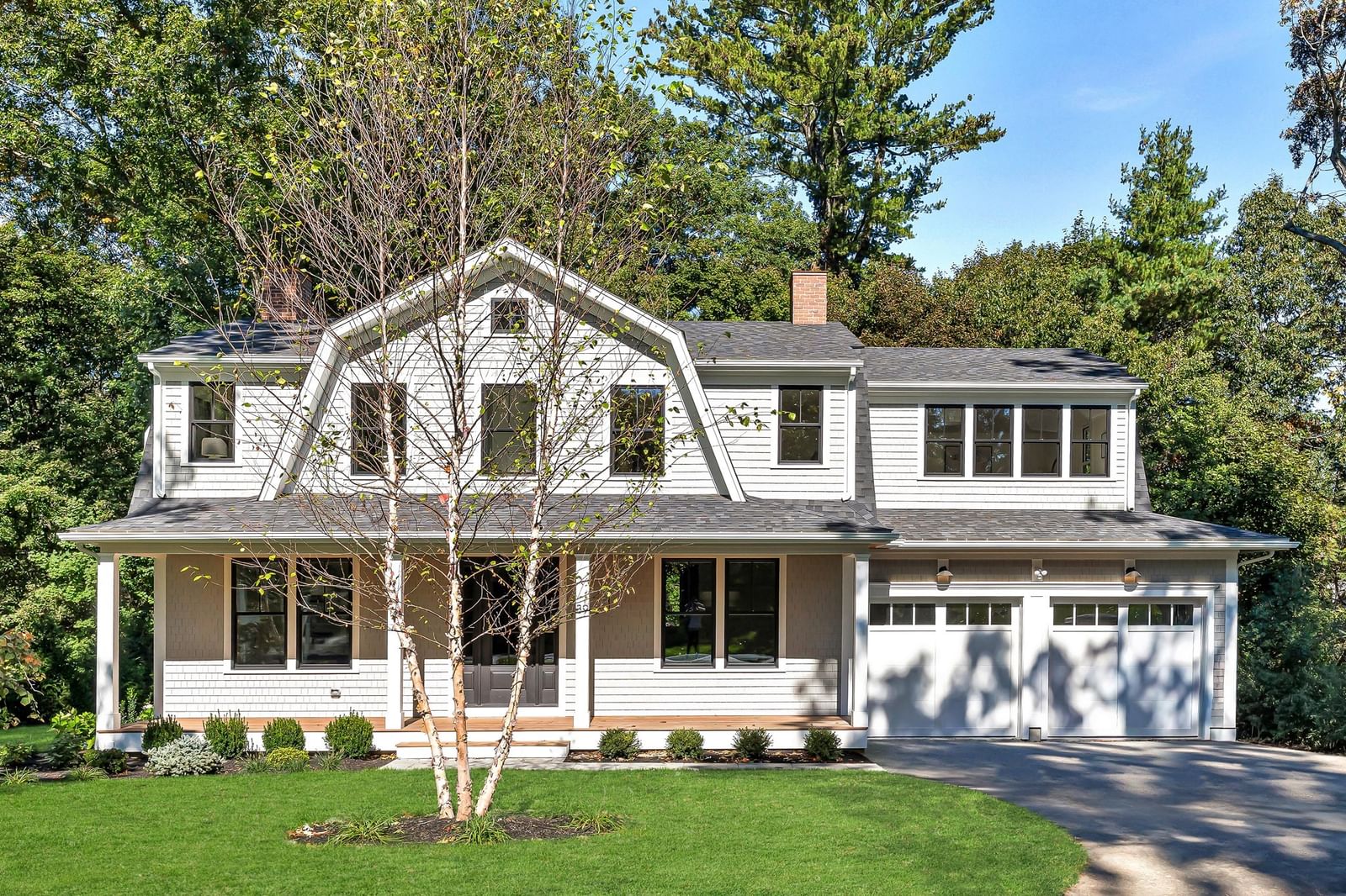 Property at 39 Macarthur Rd, Wellesley, MA 02482