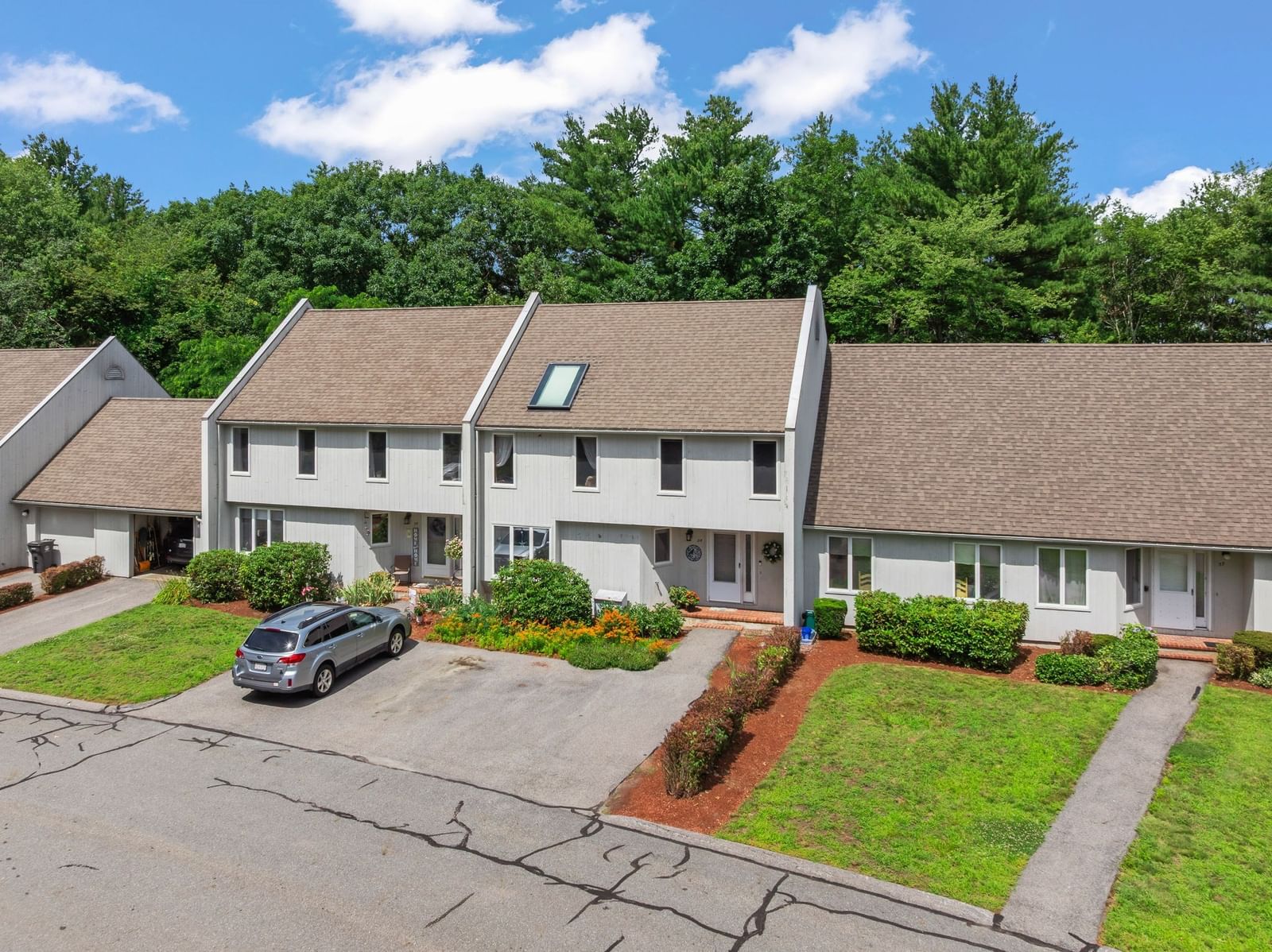 38 Woodland Park Dr
