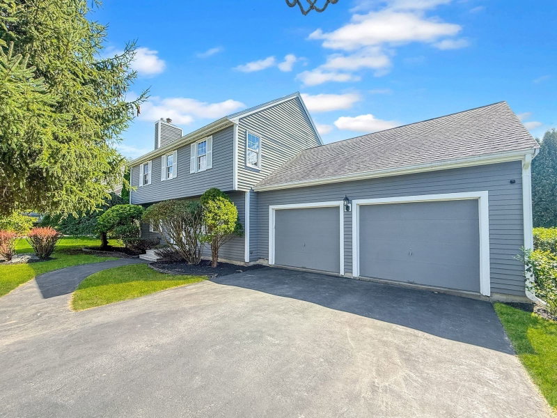 5 Swan Circle