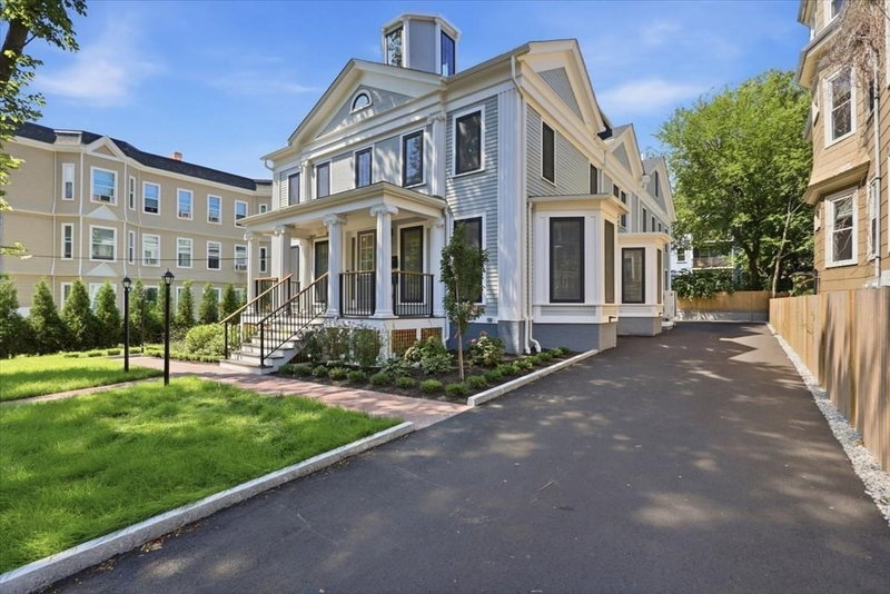 305 Chestnut Ave Unit 1