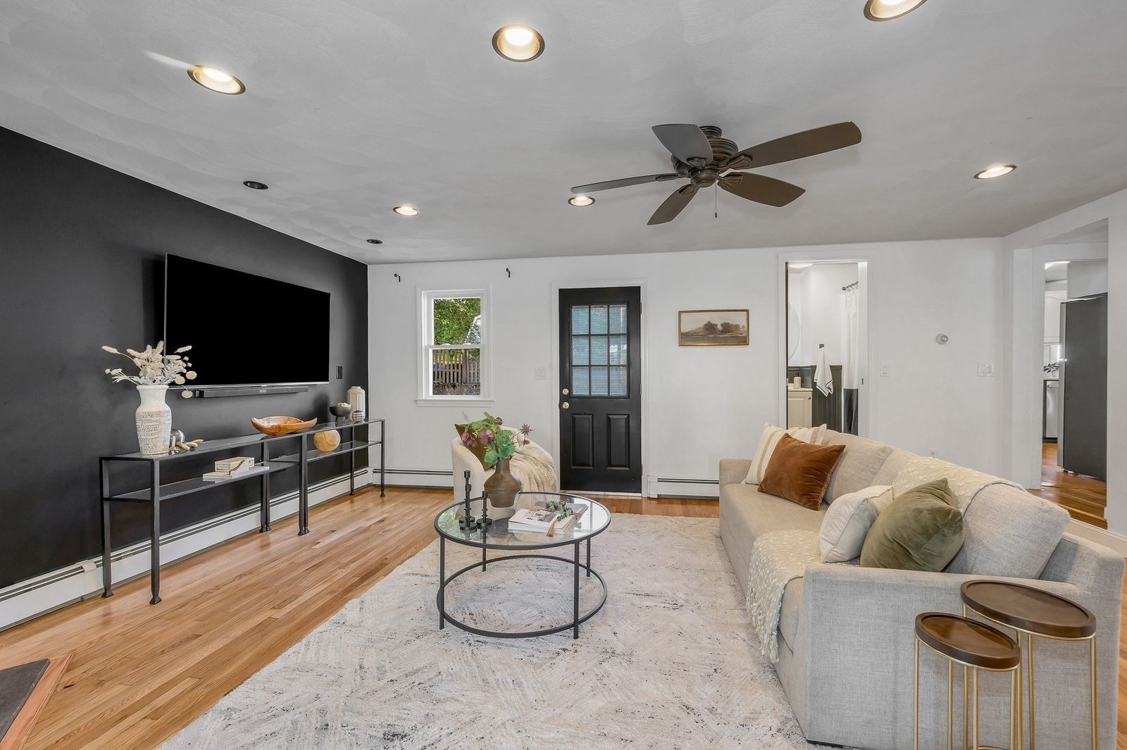 67 Melvin St, Wakefield, MA 01880 photo 3