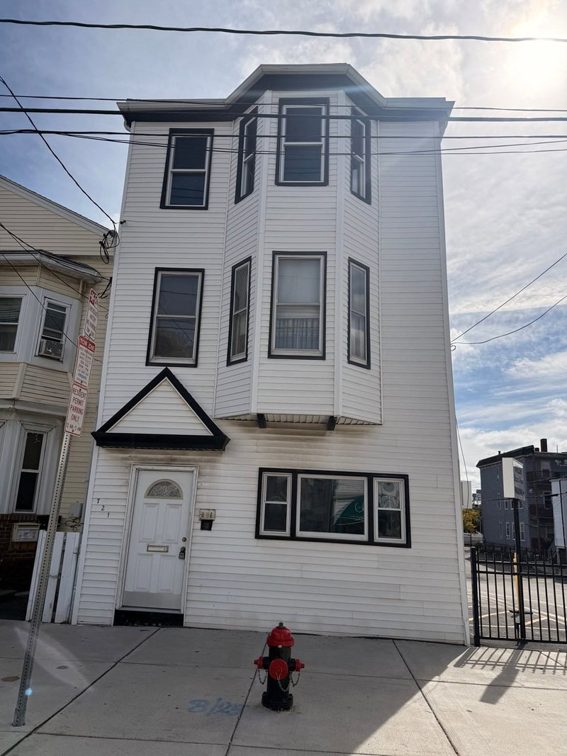 721 Broadway