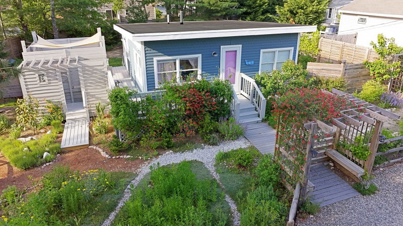 10 Atwater Dr