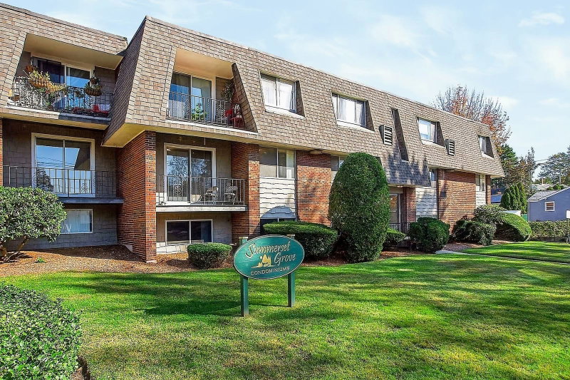 84 Summer Ave Unit 5
