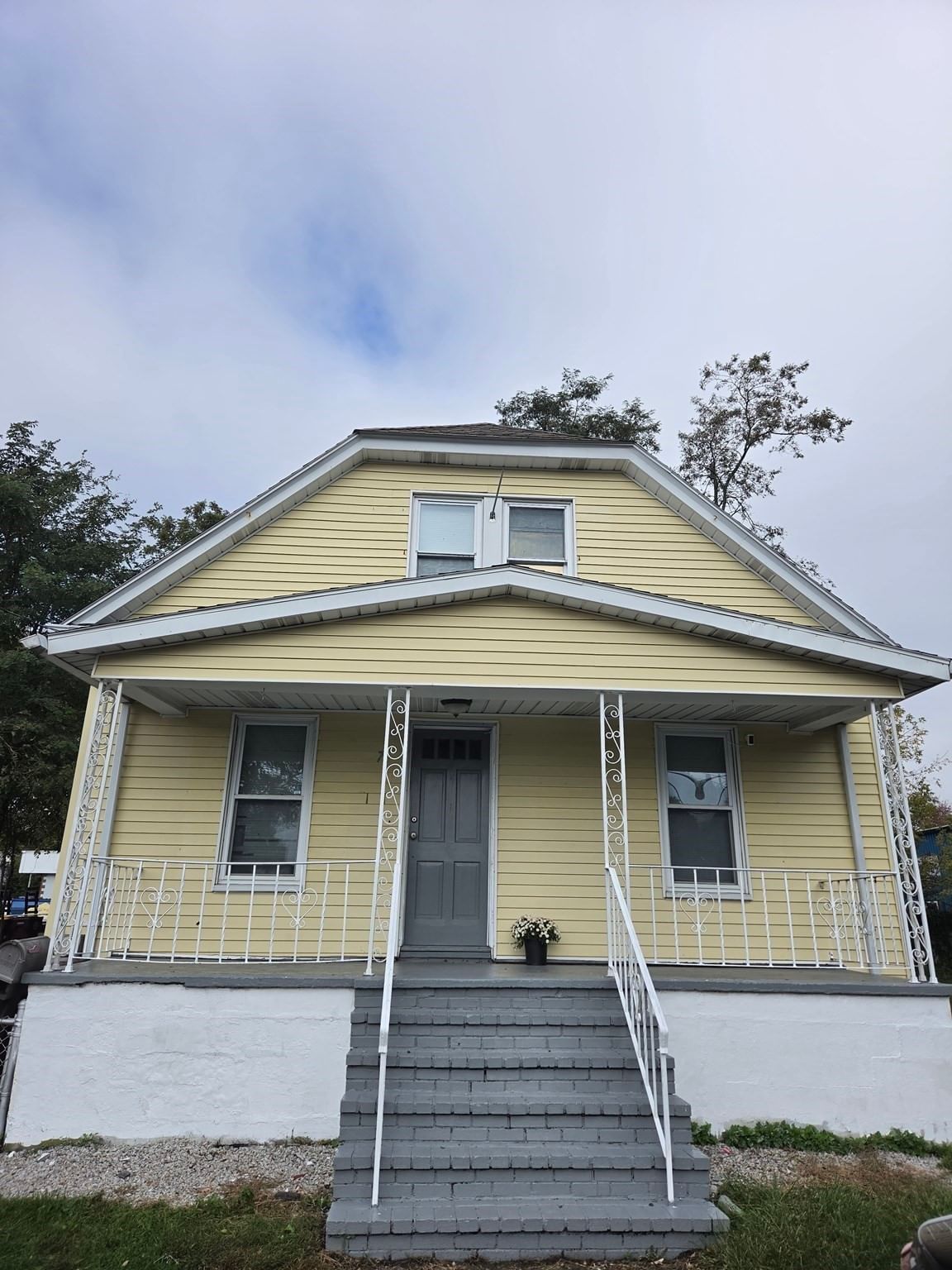 7 Garfield St, Acushnet, MA 02743 photo 2