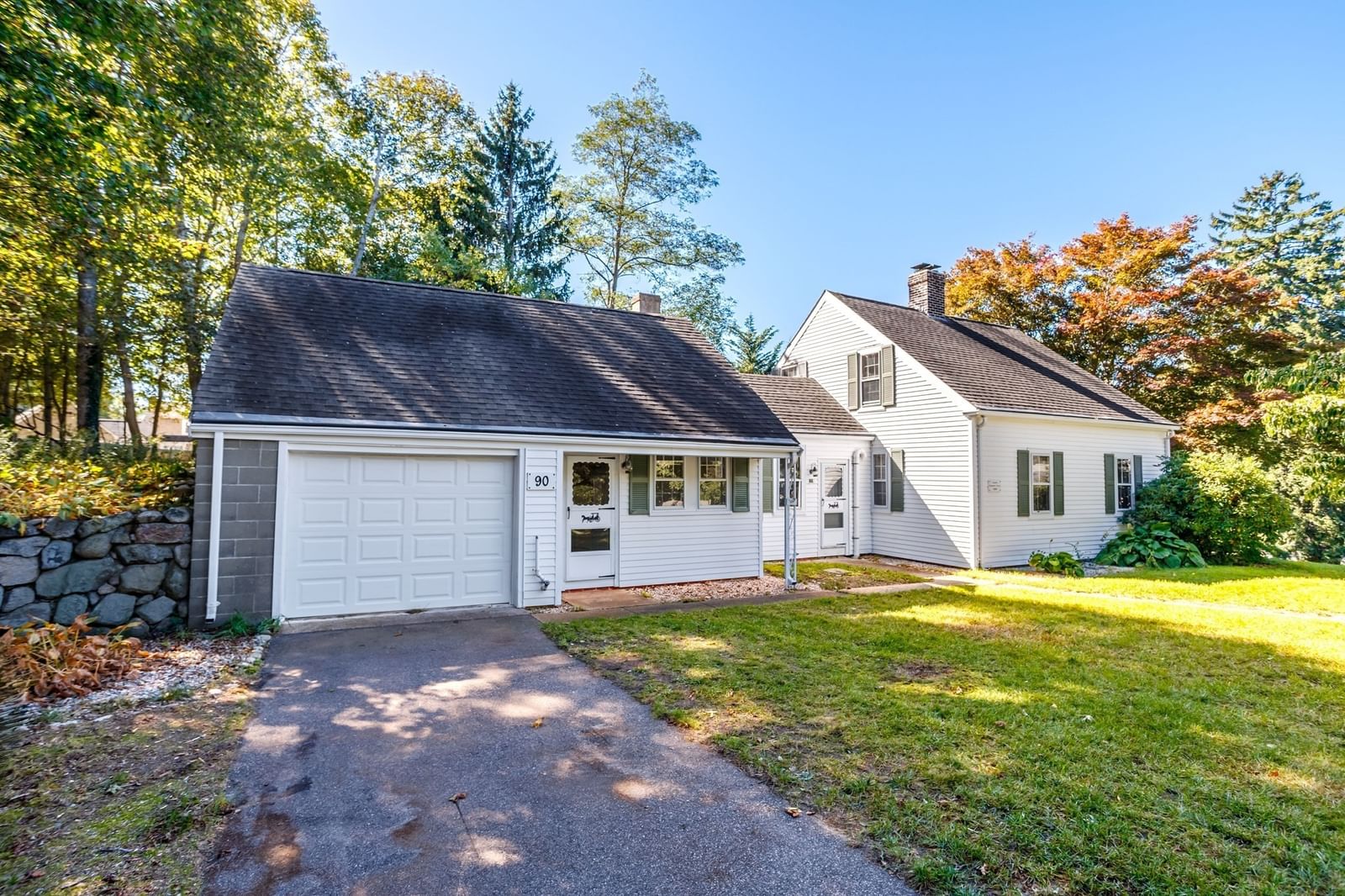 90 Hilltop Dr, Barnstable, MA 02648