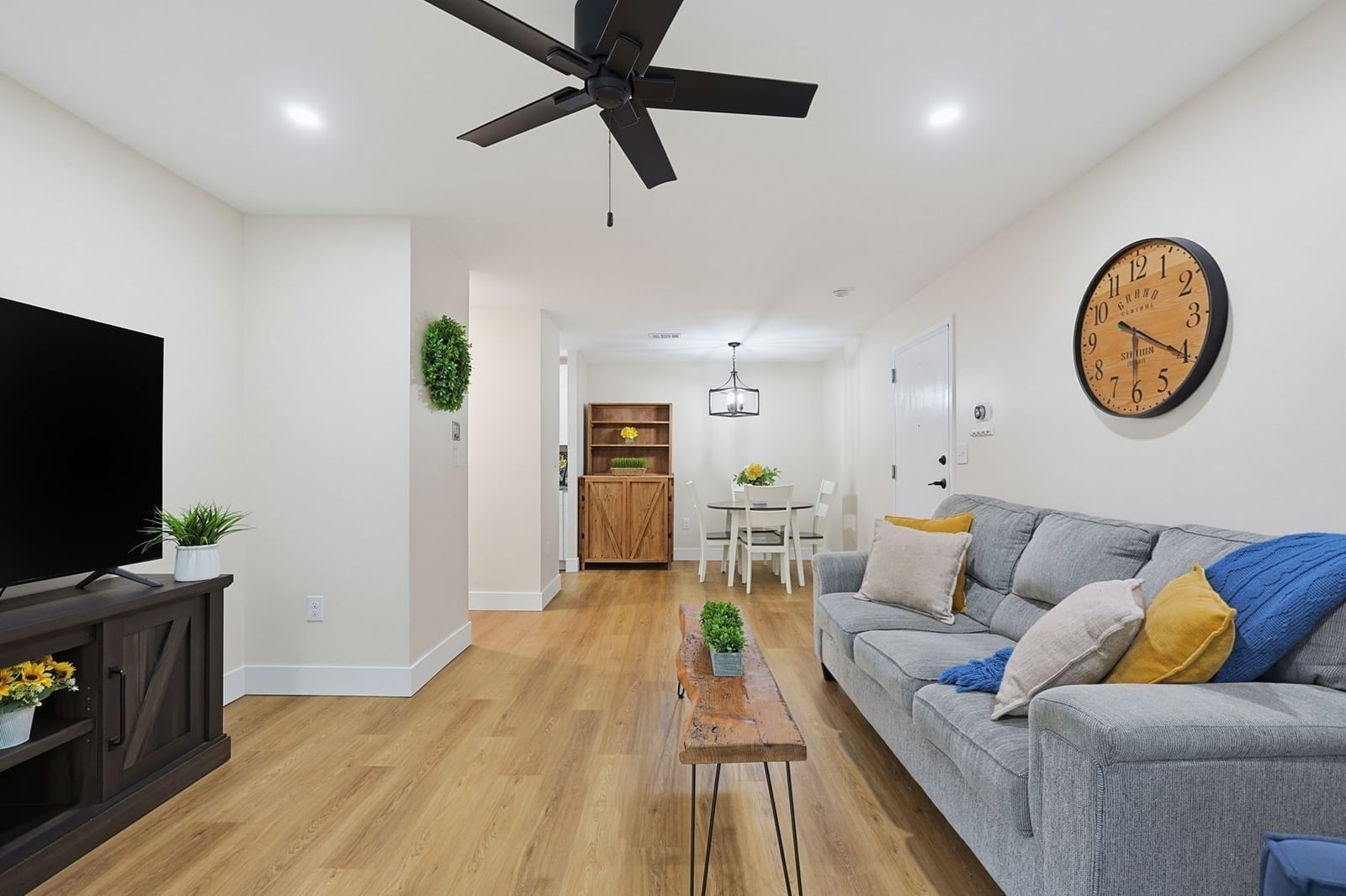 811 Franklin Crossing Rd #811, Franklin, MA 02038