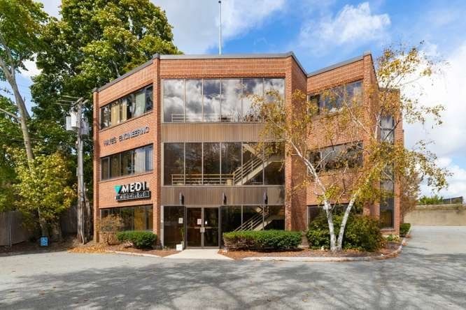603-605 Salem Street, Wakefield, MA 01880