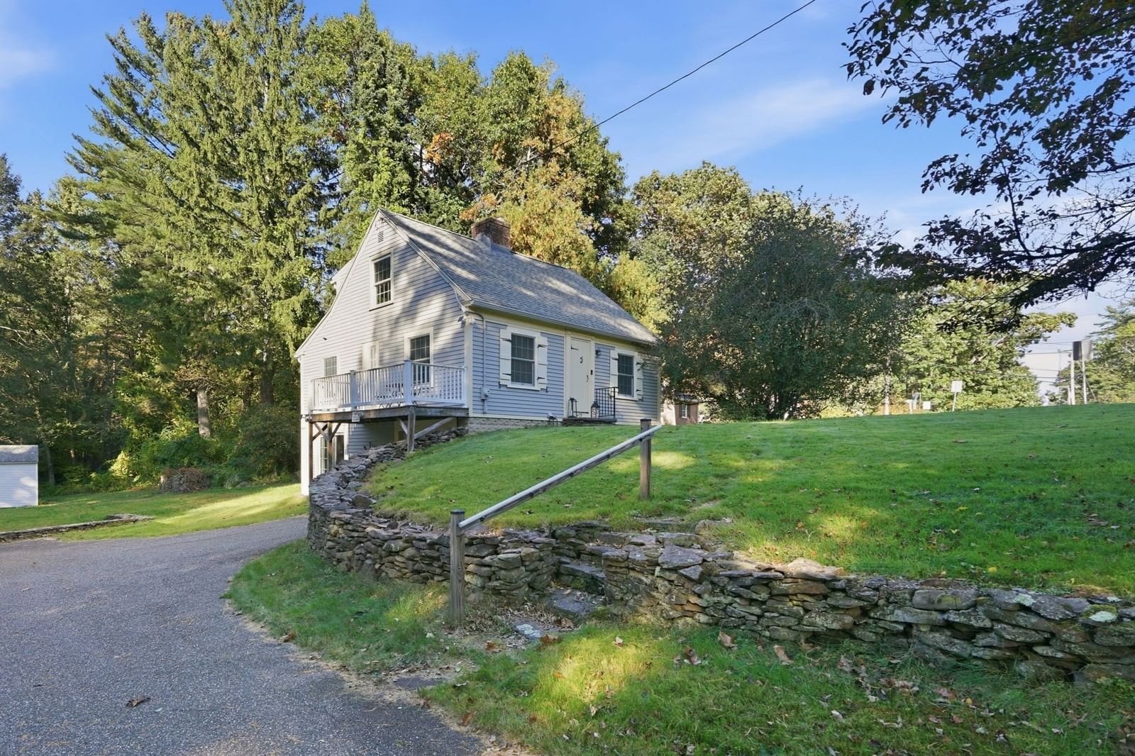 479 Springfield St, Wilbraham, MA 01095