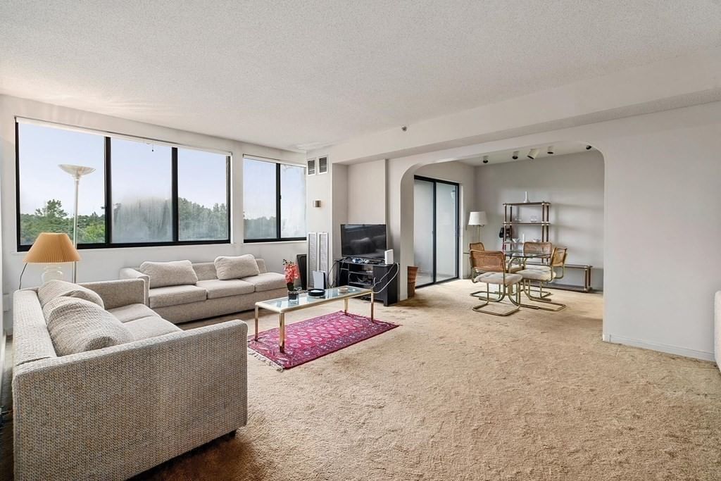 250 Hammond Pond Parkway #1611S, Newton, MA 02467 photo 3