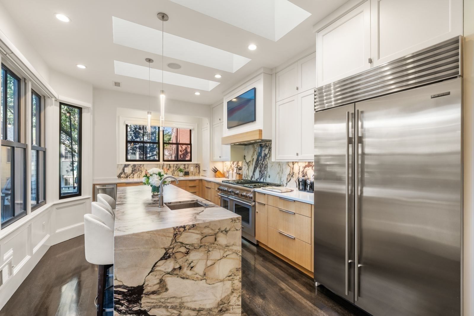 42 Harvard Street, Boston, MA 02129 photo 2
