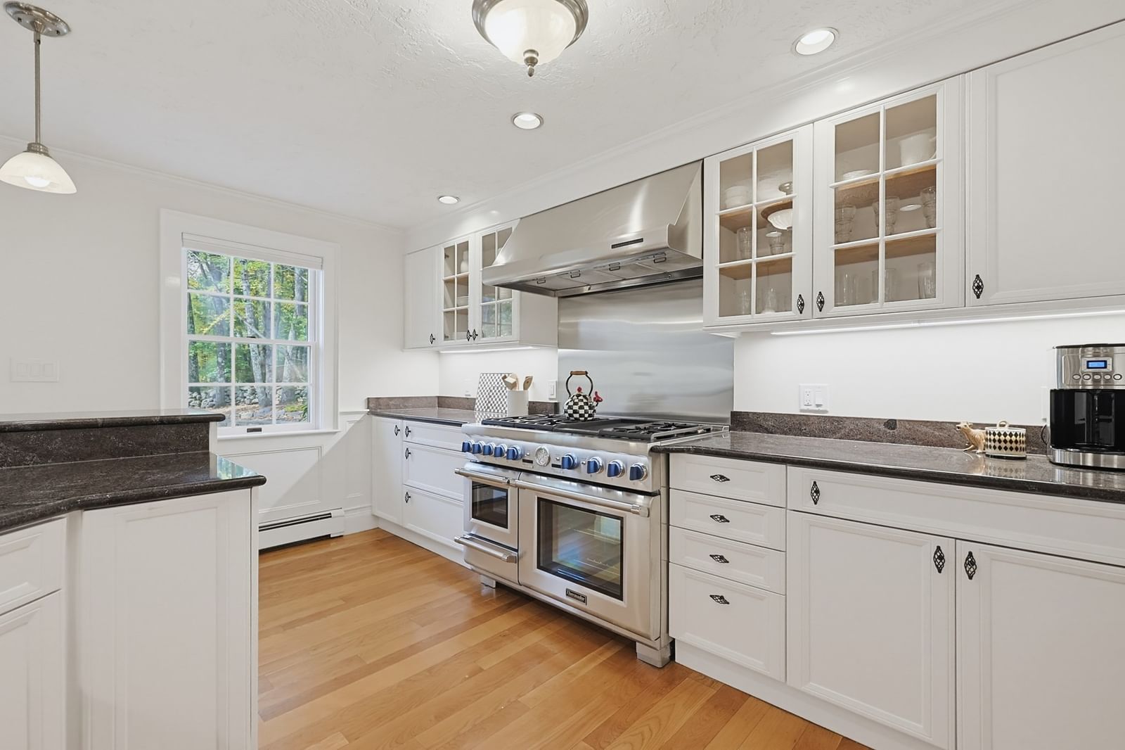457 Hanlon Rd, Holliston, MA 01746 photo 2