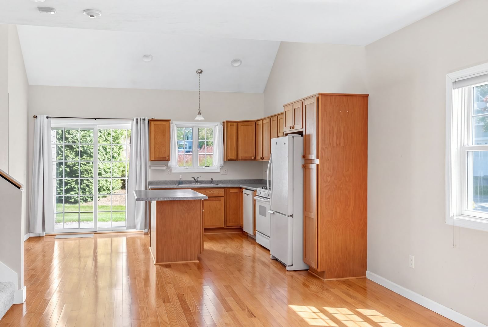 52 County Rd #3, Mattapoisett, MA 02739 photo 2