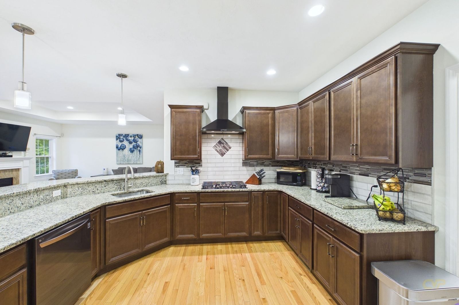 7 Cameron's Way, Freetown, MA 02717 photo 2