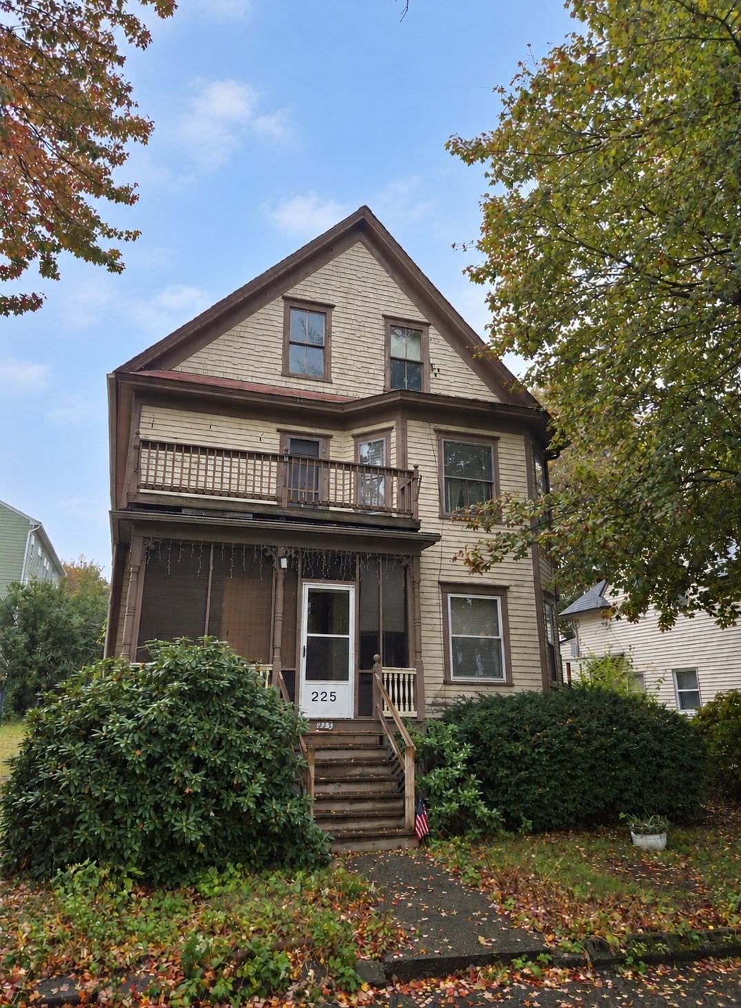 225 Fairmont Ave, Worcester, MA 01604