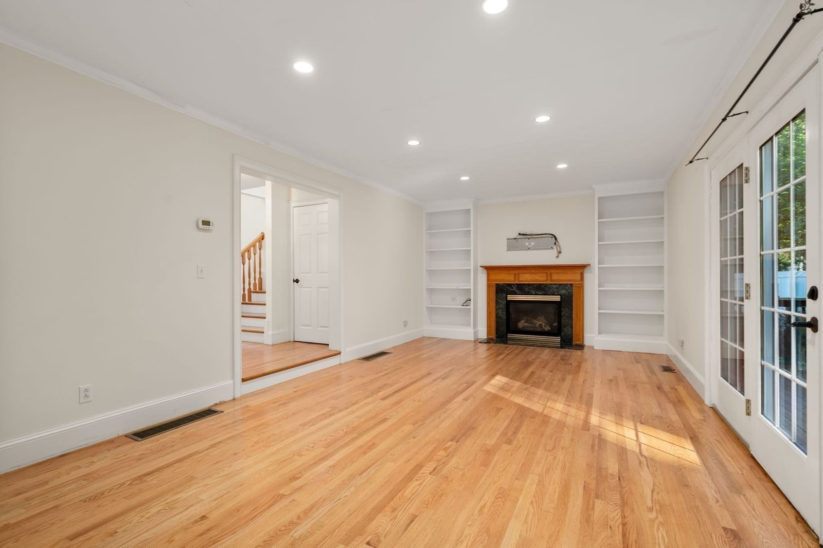 7 Castle Gate Road, Wayland, MA 01778 photo 3