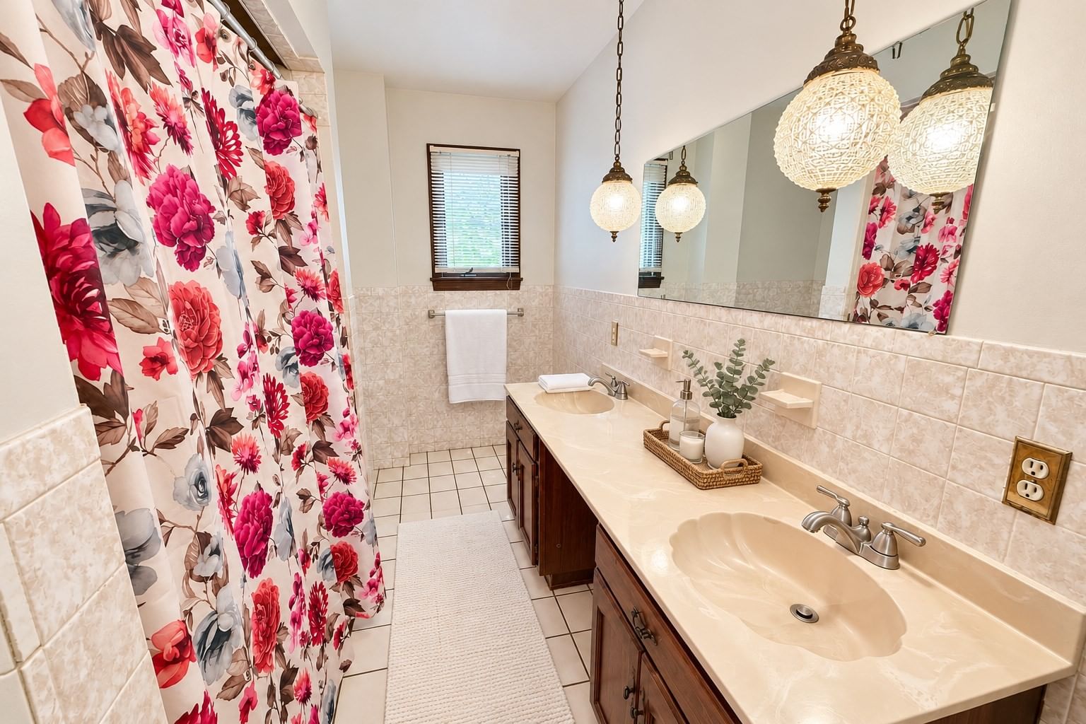 18 Brownell St, Ludlow, MA 01056 photo 5
