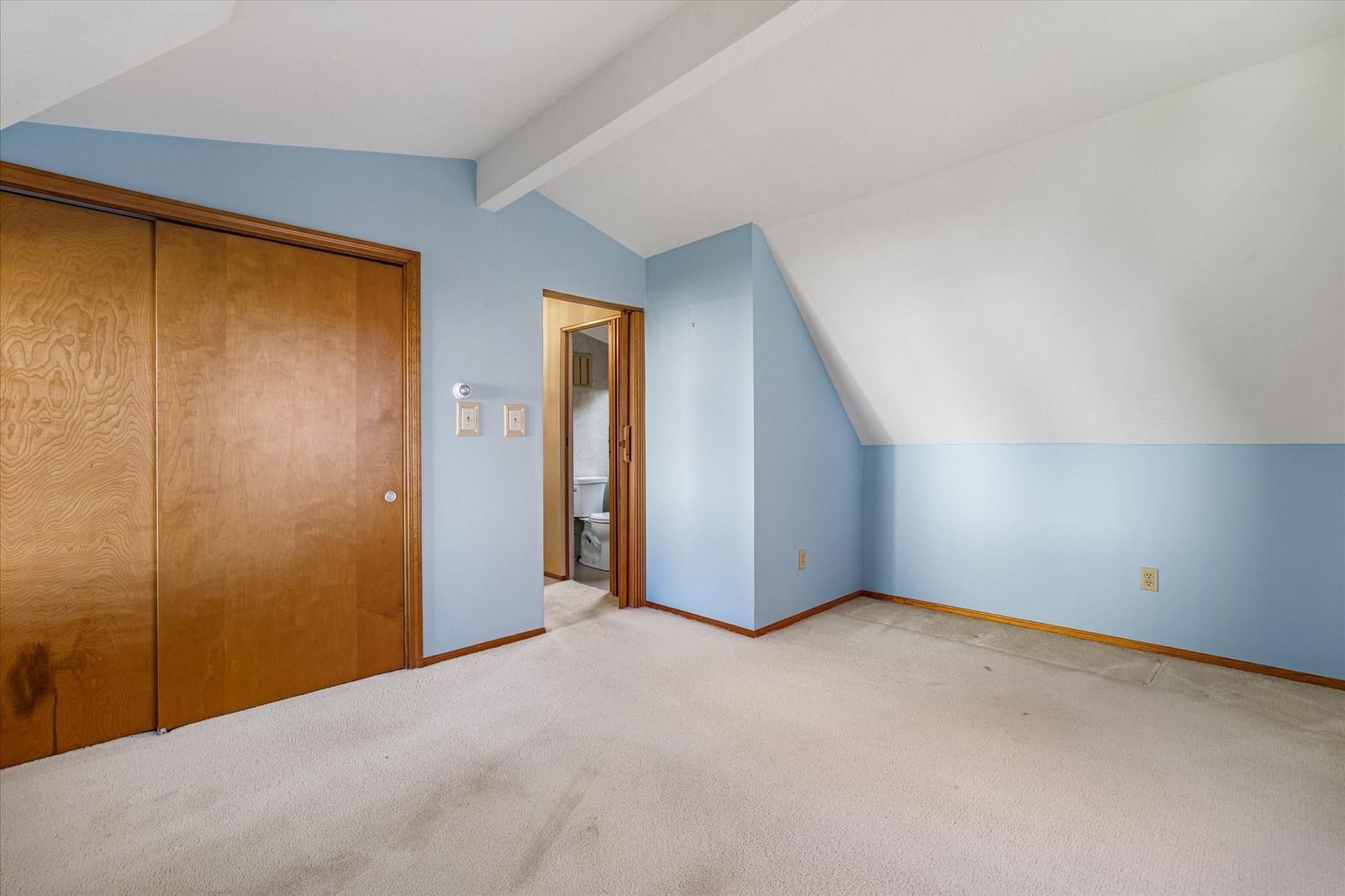 47 Point Pleasant Rd, Webster, MA 01570 photo 3