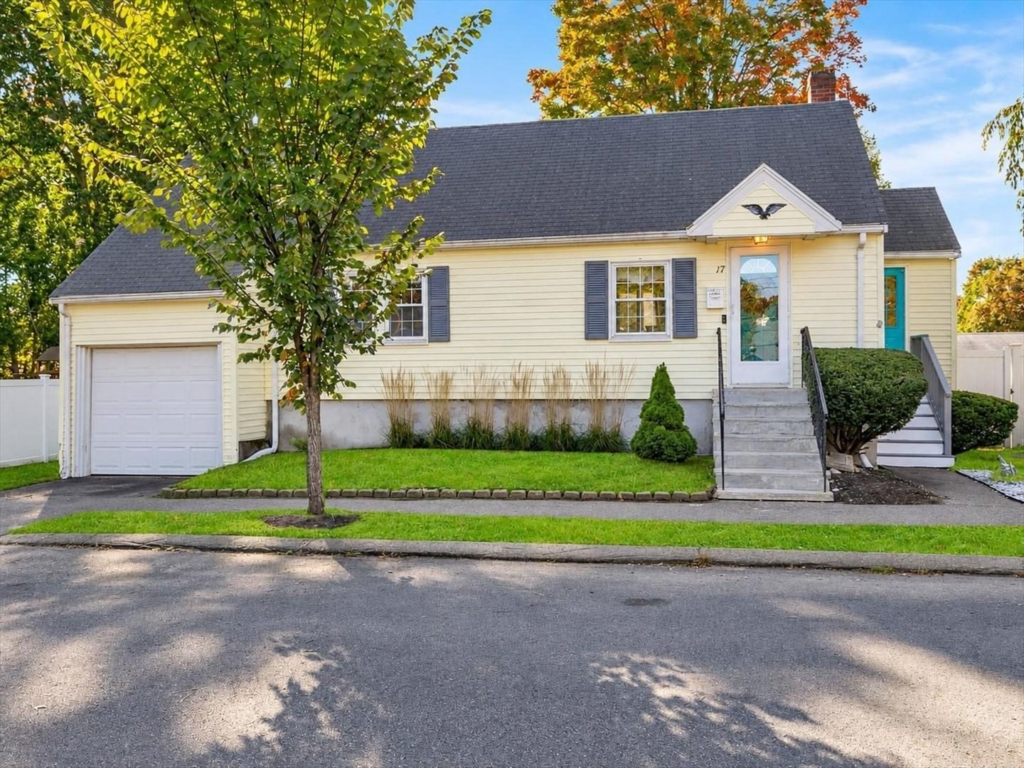 17 Hood Road, Danvers, MA 01923