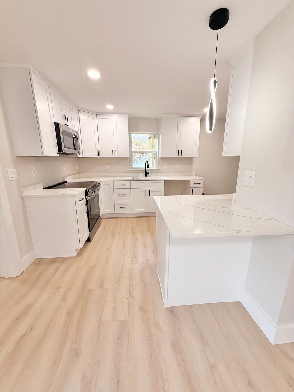 20 Guild Rd, Brockton, MA 02302 photo 2