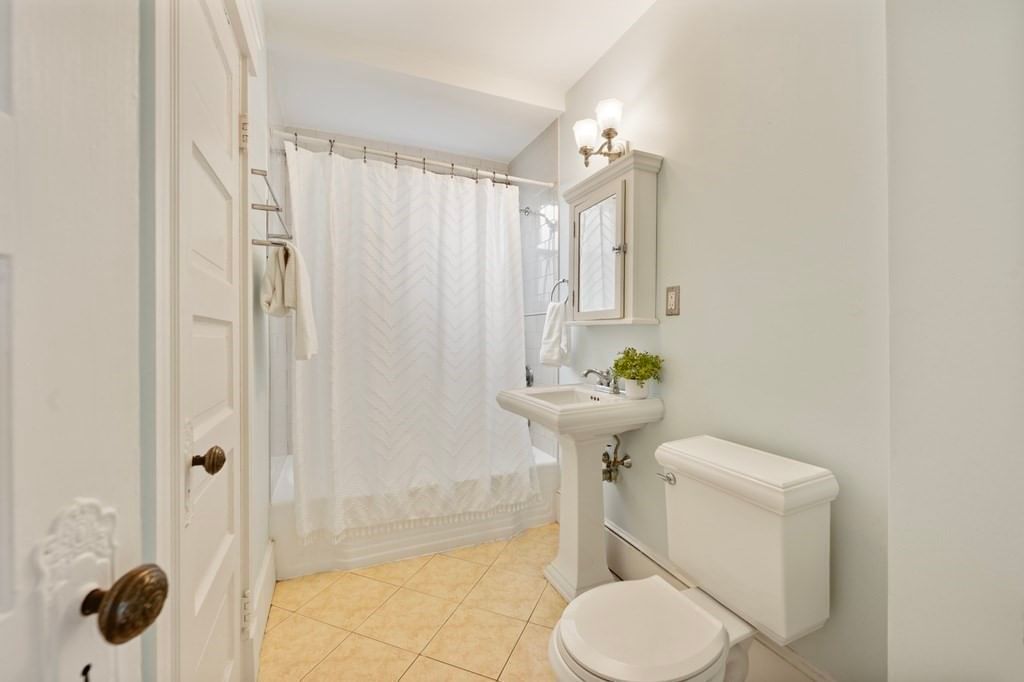 34 Garrison Ave #1, Somerville, MA 02144 photo 5