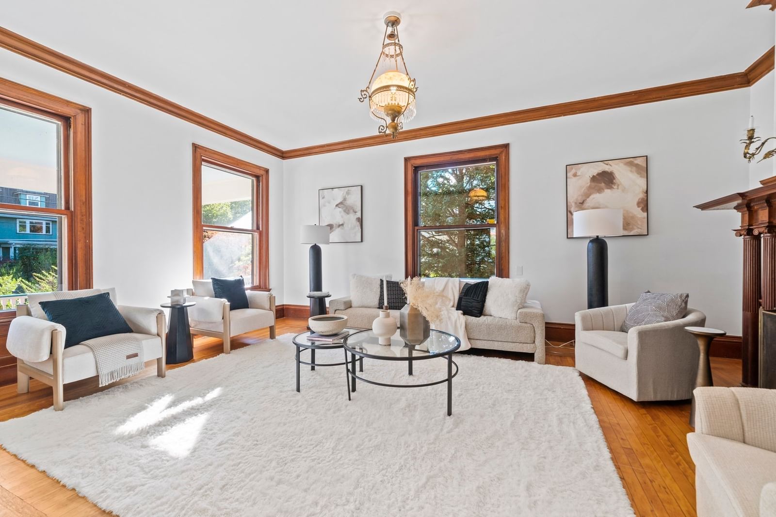 945 Beacon Street, Newton, MA 02459 photo 3