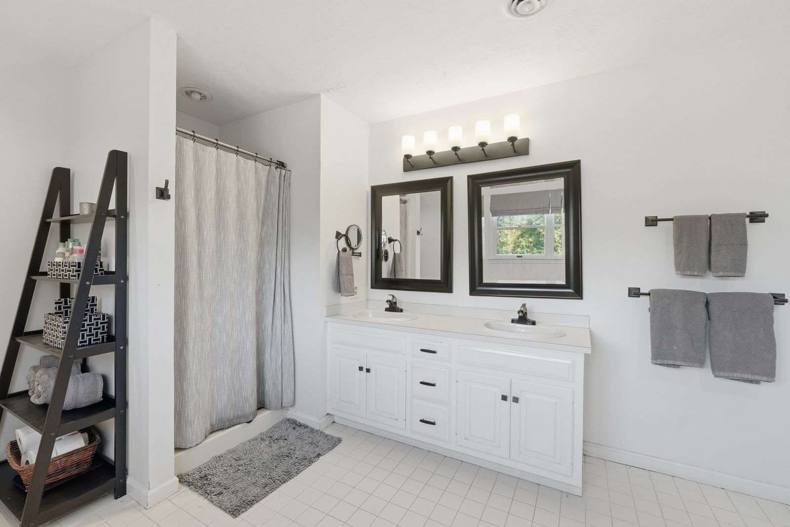 32 Butch Songin Circle, Walpole, MA 02071 photo 5