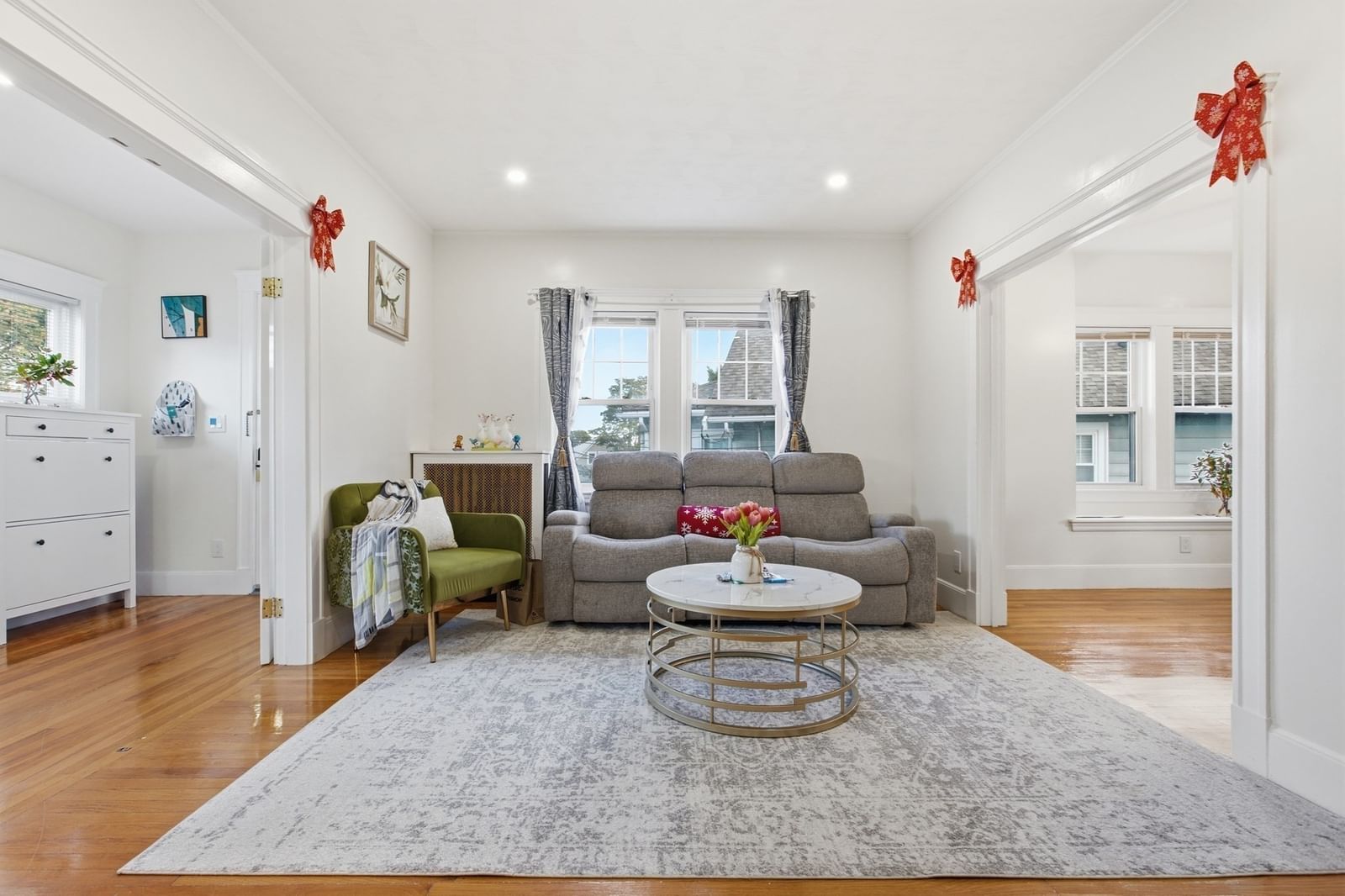 18 Pope St, Quincy, MA 02171 photo 3