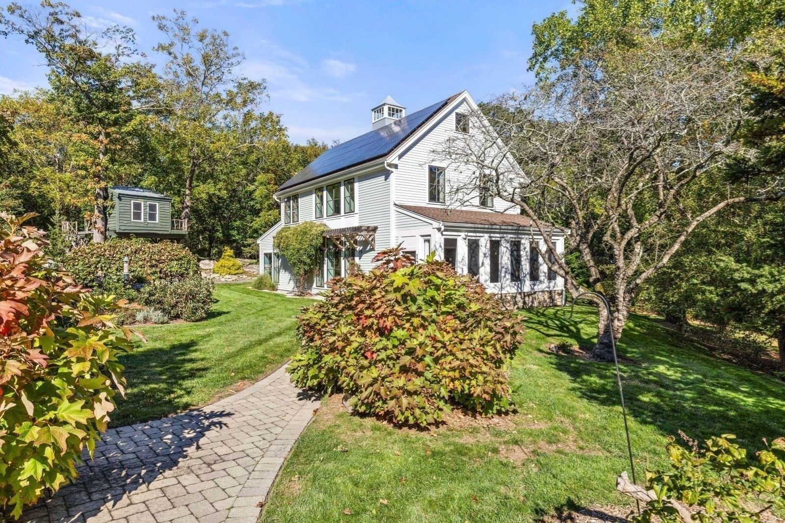 108 Kilby St, Hingham, MA 02043