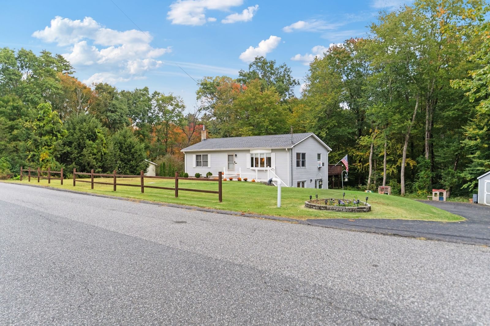 174 Monson Turnpike Rd, Ware, MA 01082 photo 3