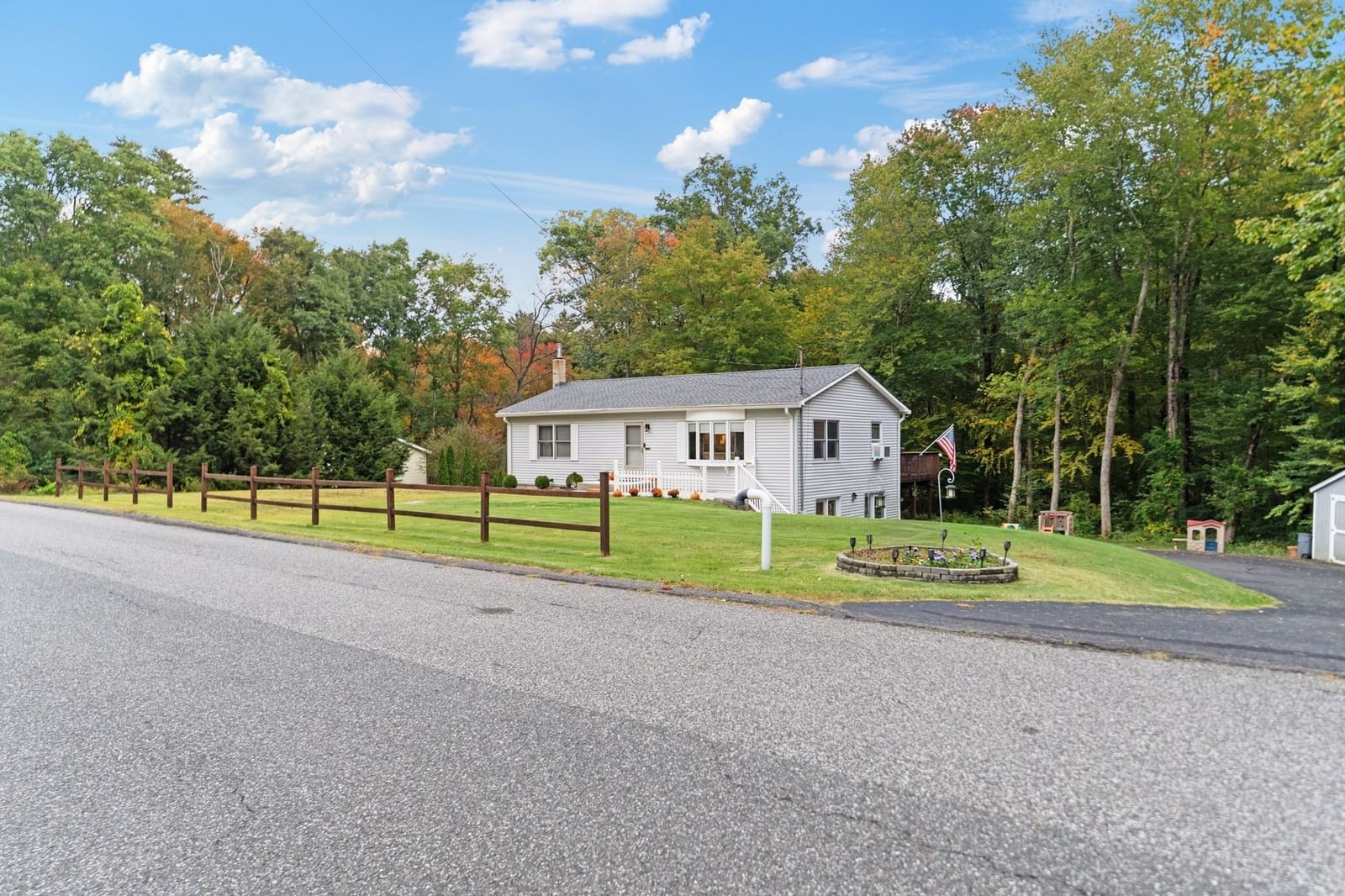 174 Monson Turnpike Rd, Ware, MA 01082 photo 4