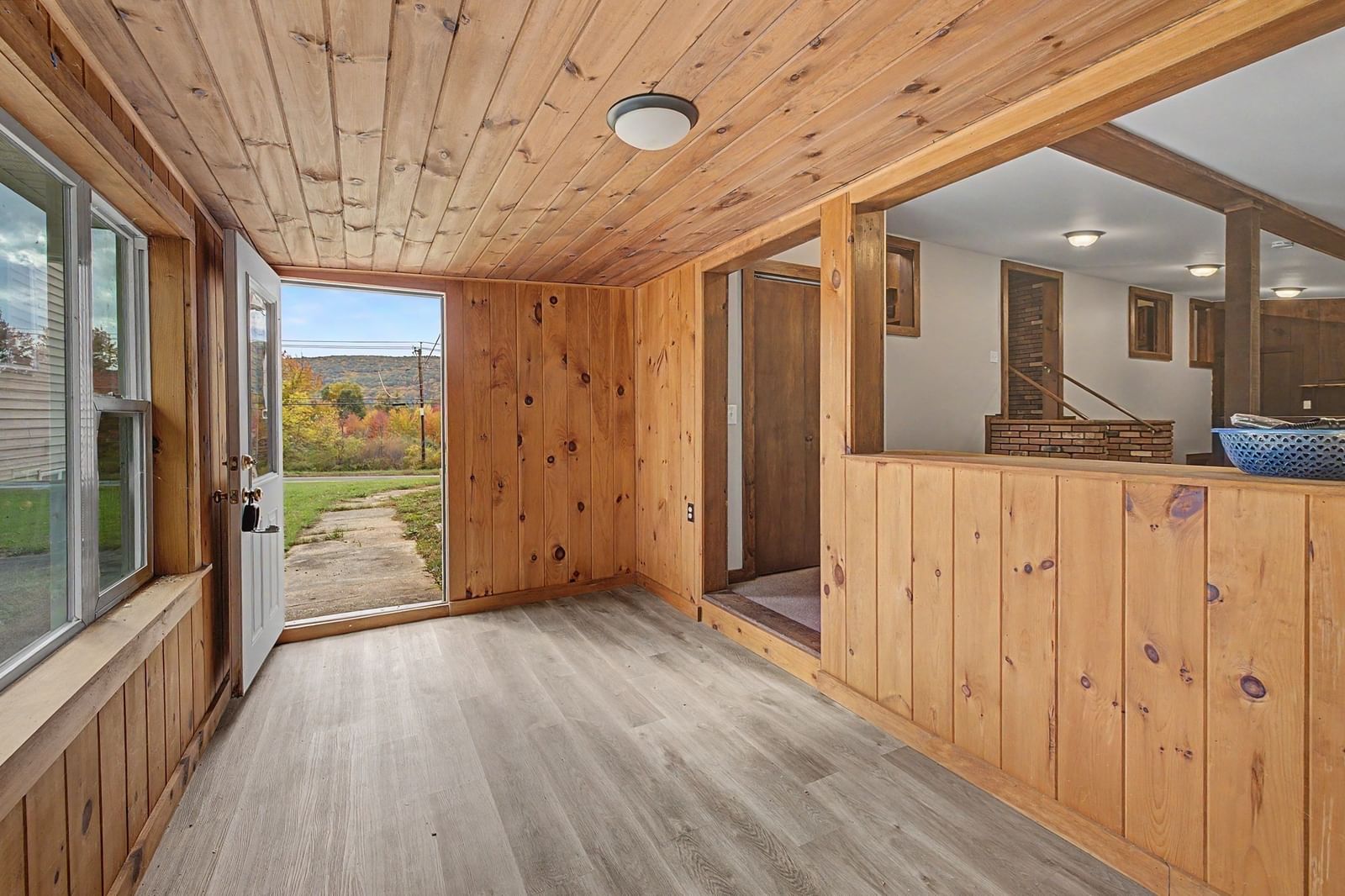286 Granville Rd, Southwick, MA 01077 photo 5