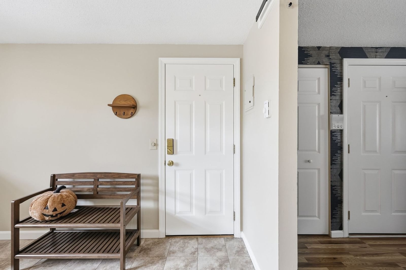 5 Maple Crest Circle #E, Holyoke, MA 01040 photo 4