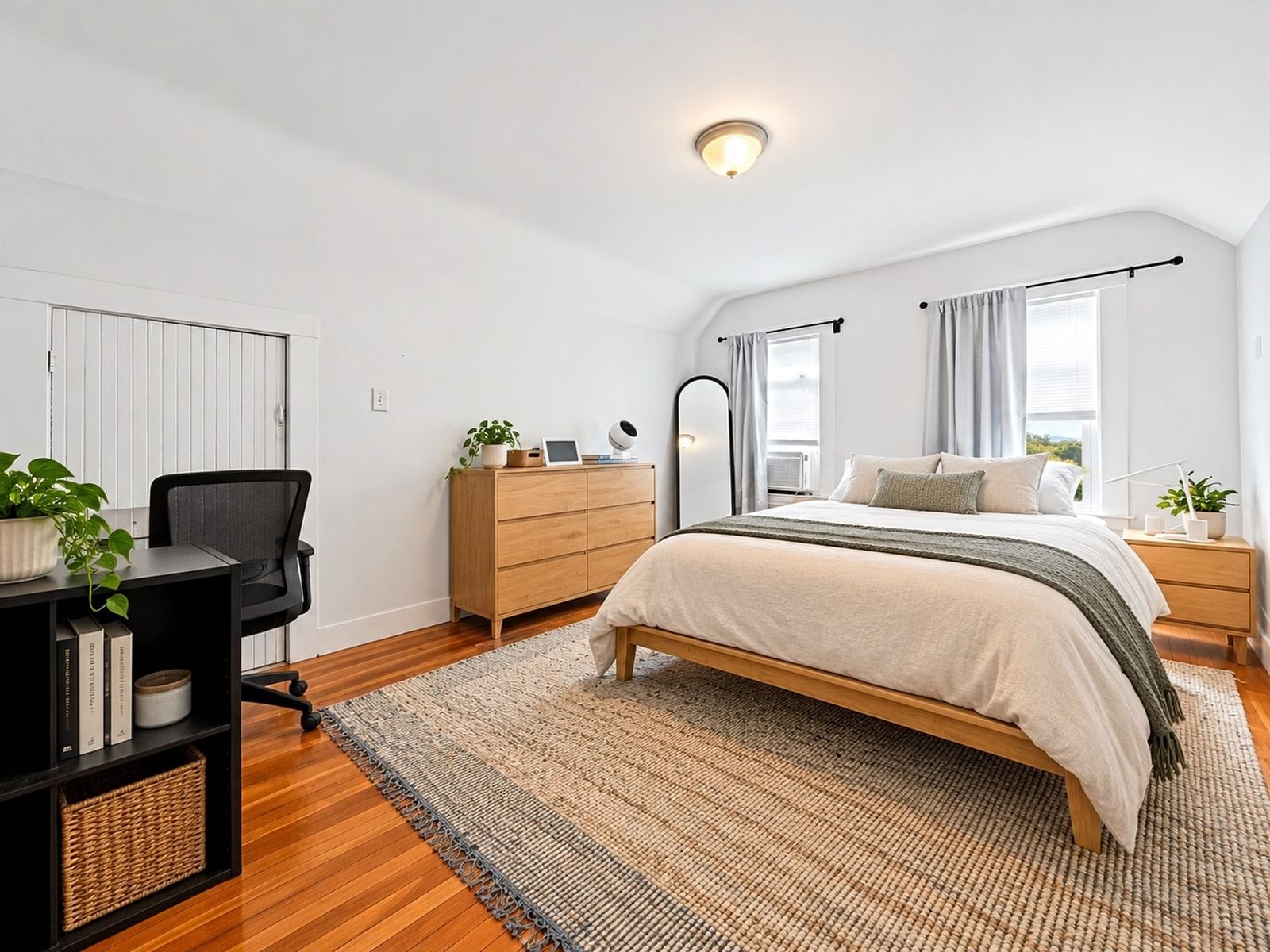 16 Electric Ave, Somerville, MA 02144 photo 4