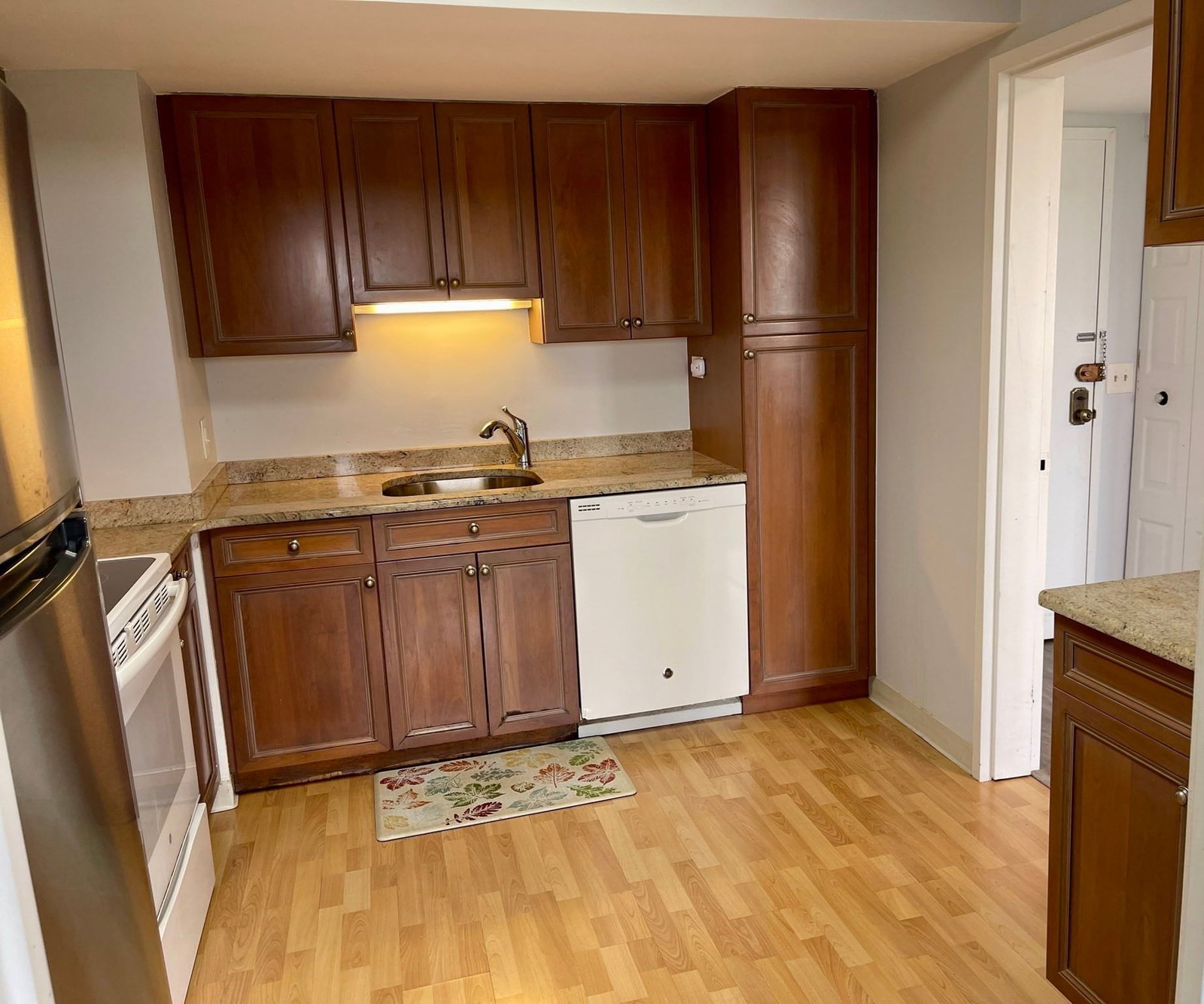 250 Hammond Pond Parkway #812 N, Newton, MA 02467 photo 2