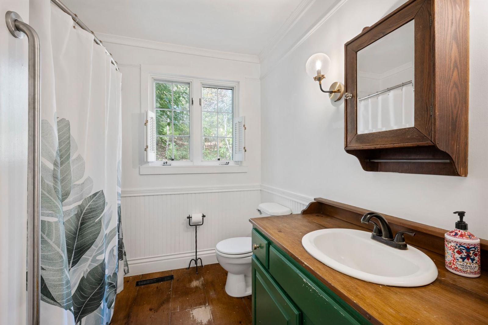 84 Elm St, Blackstone, MA 01504 photo 4