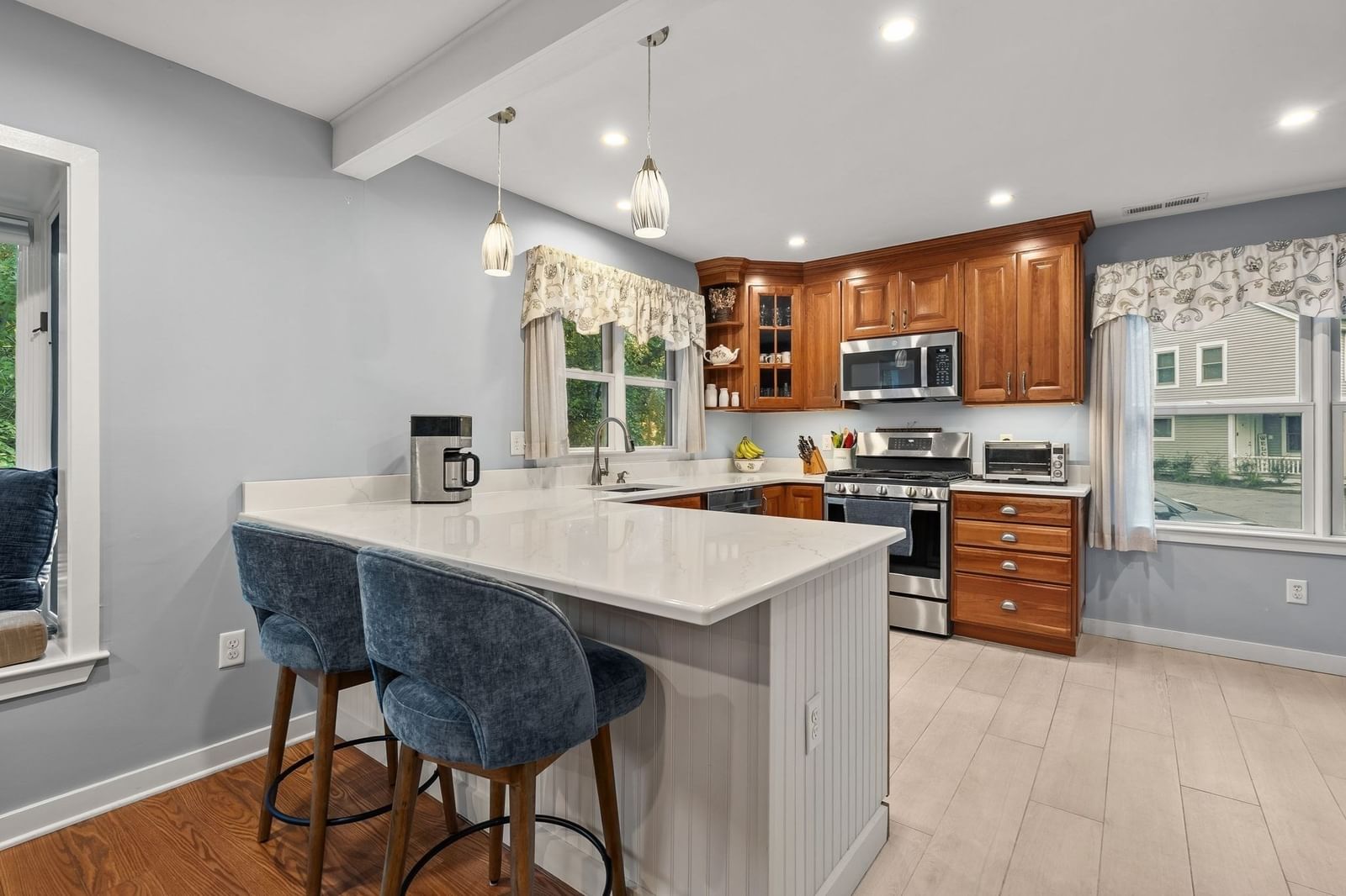 16 Holly Ct #16, Rockland, MA 02370 photo 2