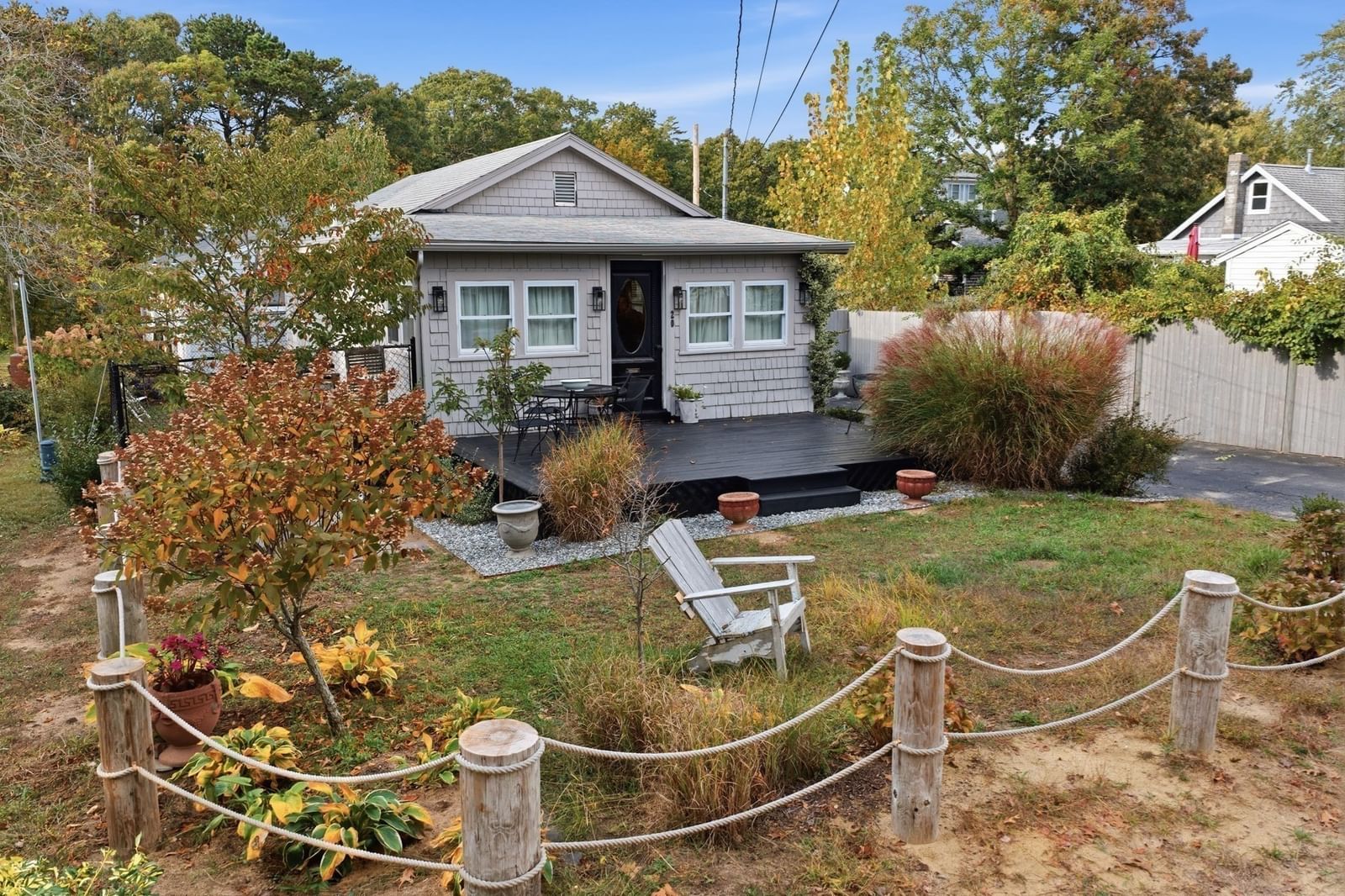 20 Fairbanks St, Wareham, MA 02571