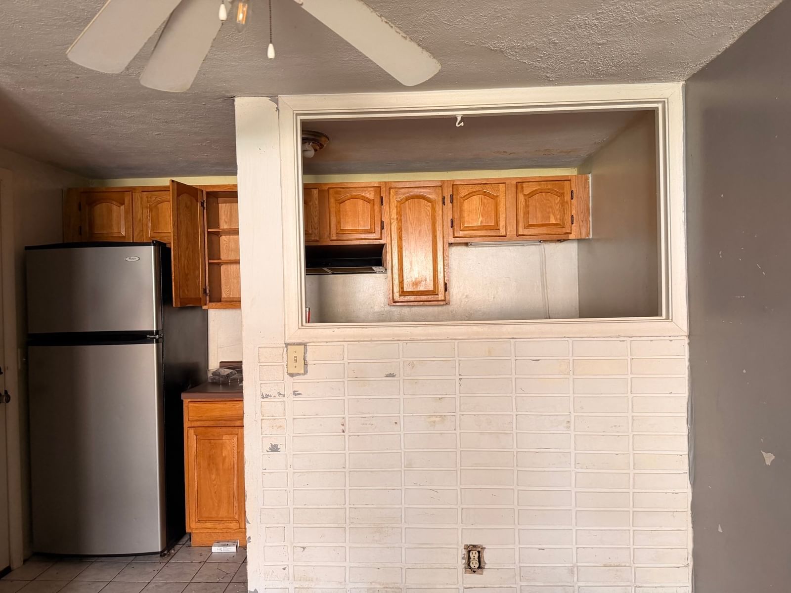 425 West Elm Street #5, Brockton, MA 02301 photo 2