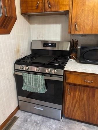 56 Eleventh Ave, Brockton, MA 02302 photo 2