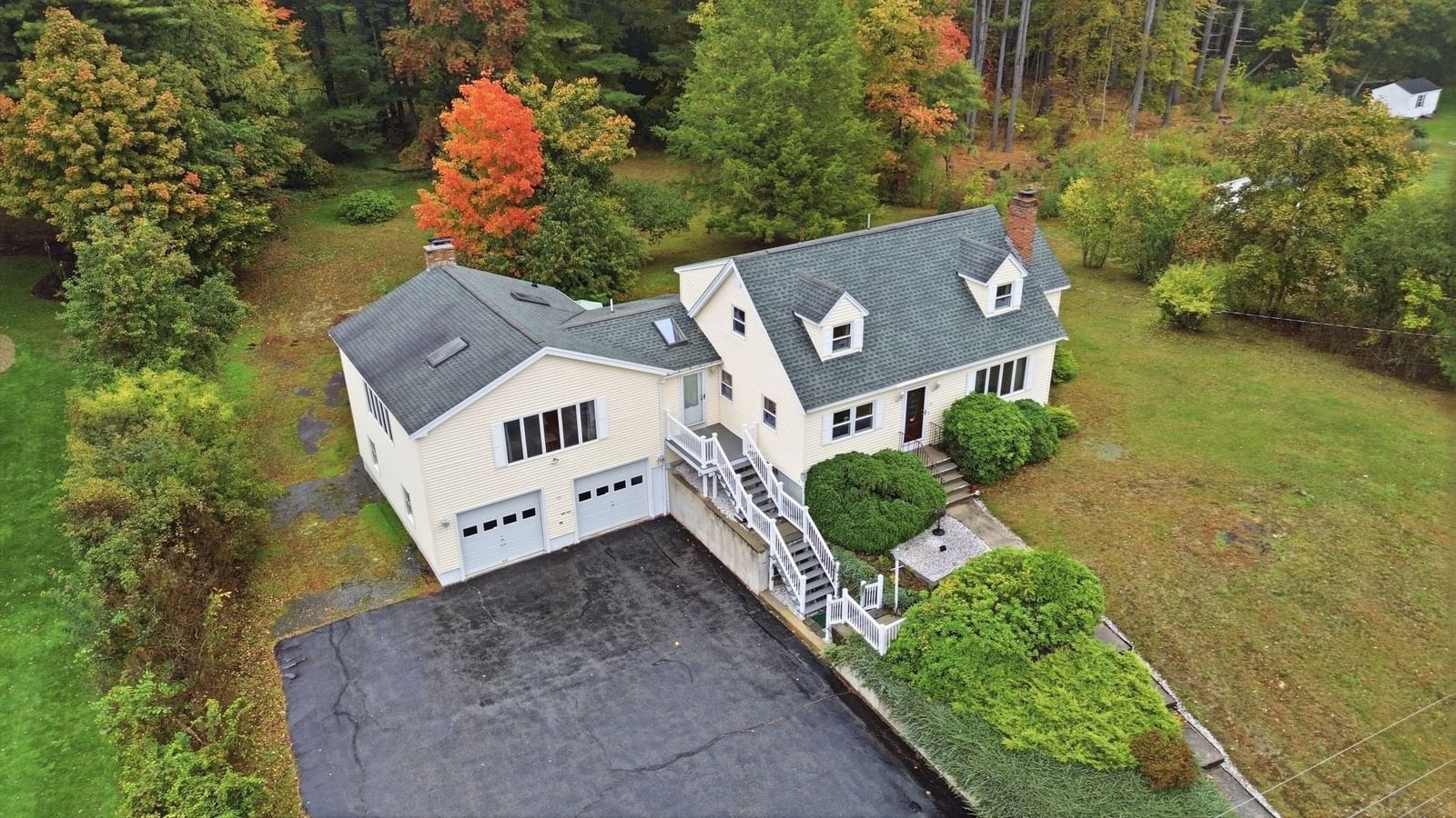 Property at 15 Regis Rd, Tewksbury, MA 01876