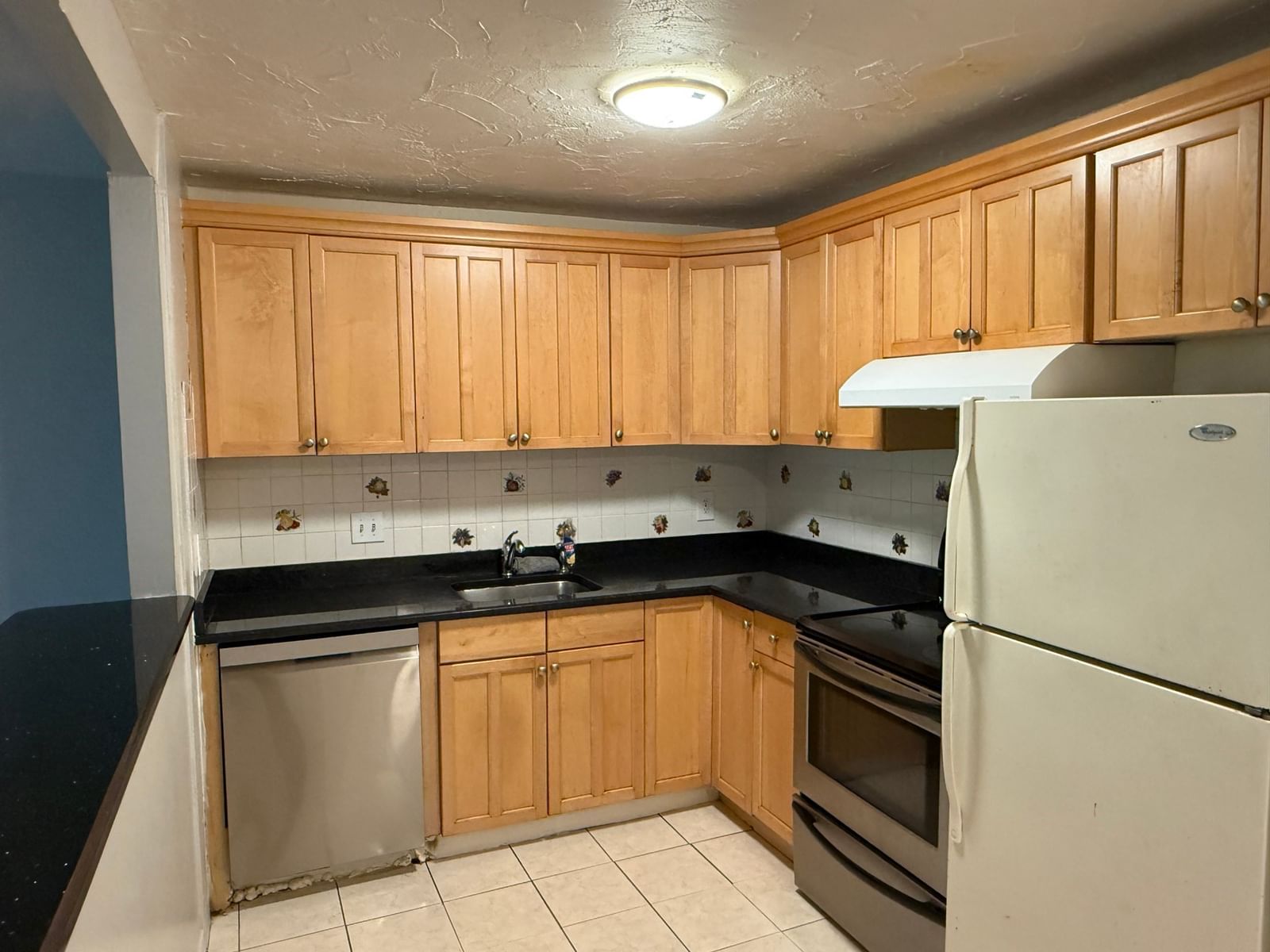15 Weld St #46, Framingham, MA 01702 photo 2