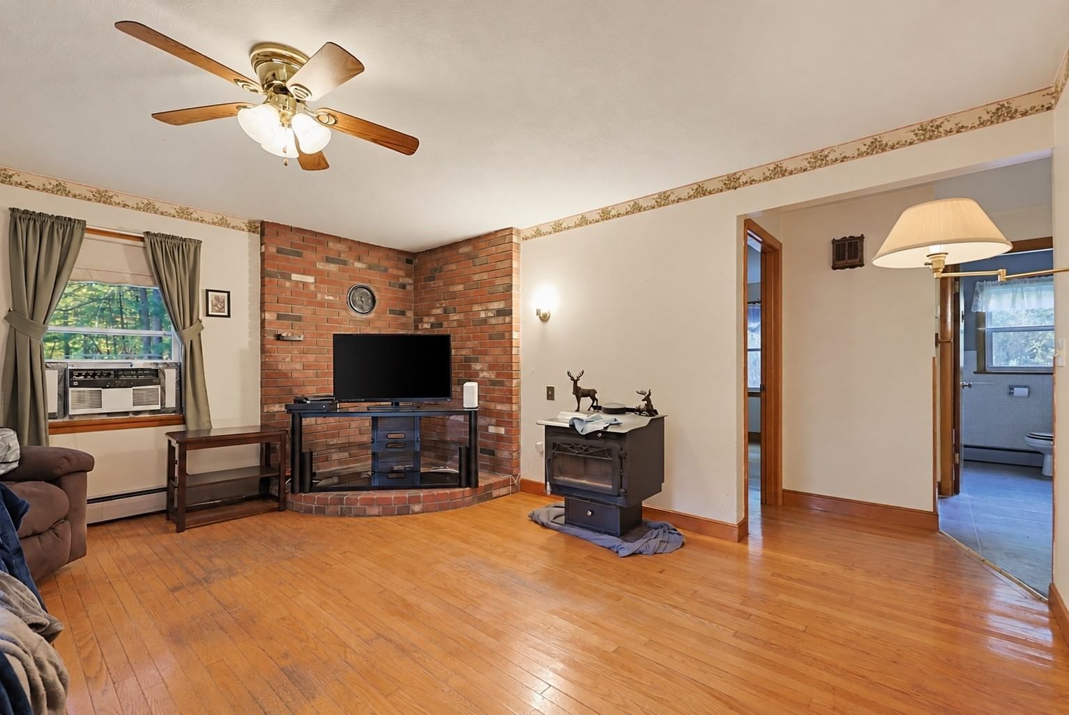 73 Justice Hill Rd, Sterling, MA 01564 photo 3