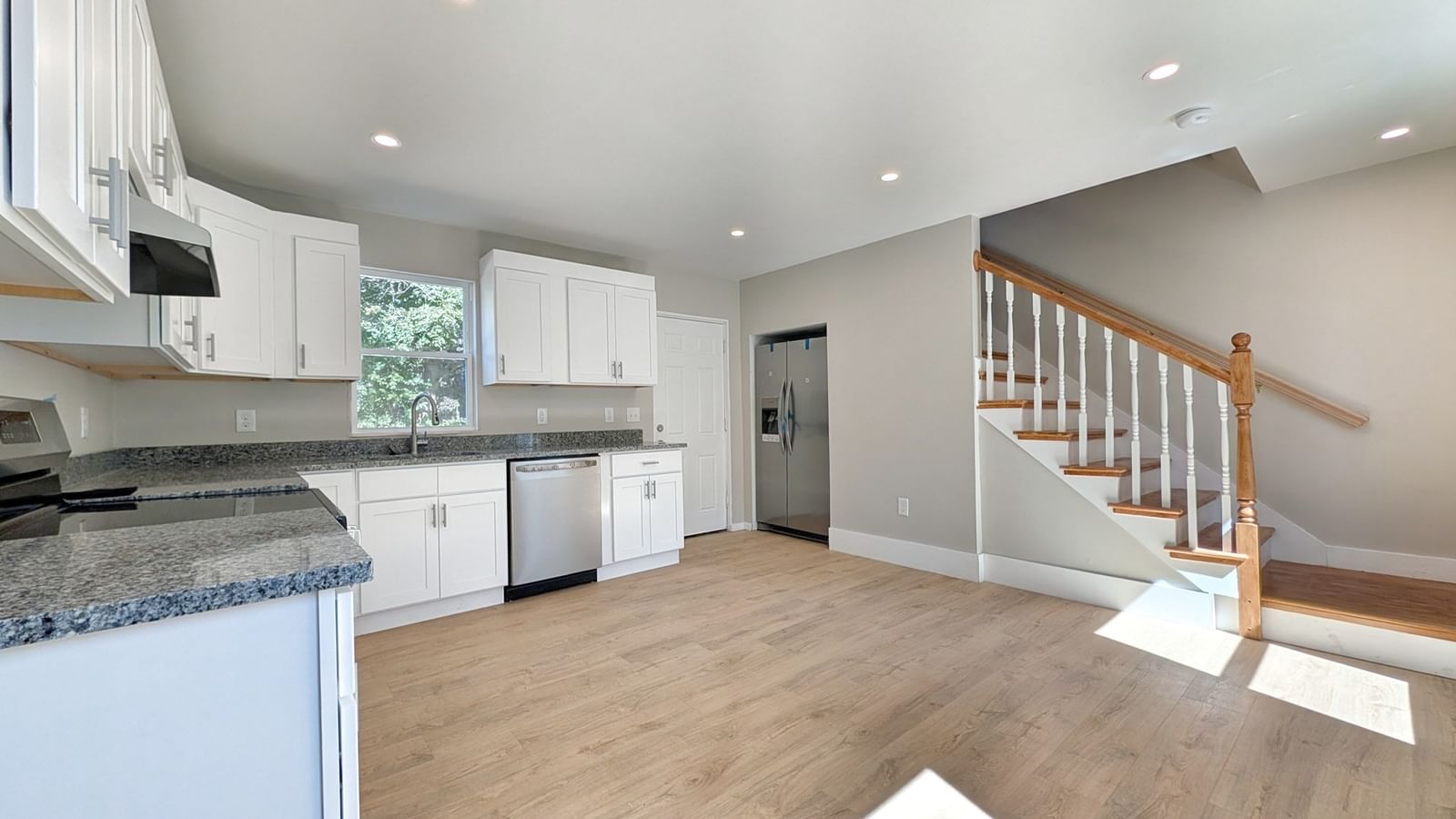 603 Woburn St #2, Wilmington, MA 01887 photo 2