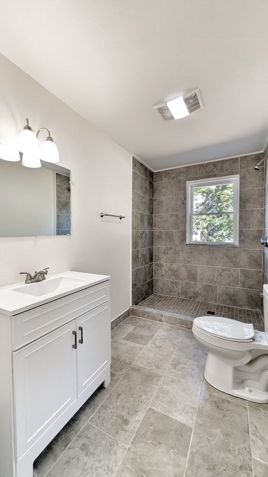 603 Woburn St #2, Wilmington, MA 01887 photo 4