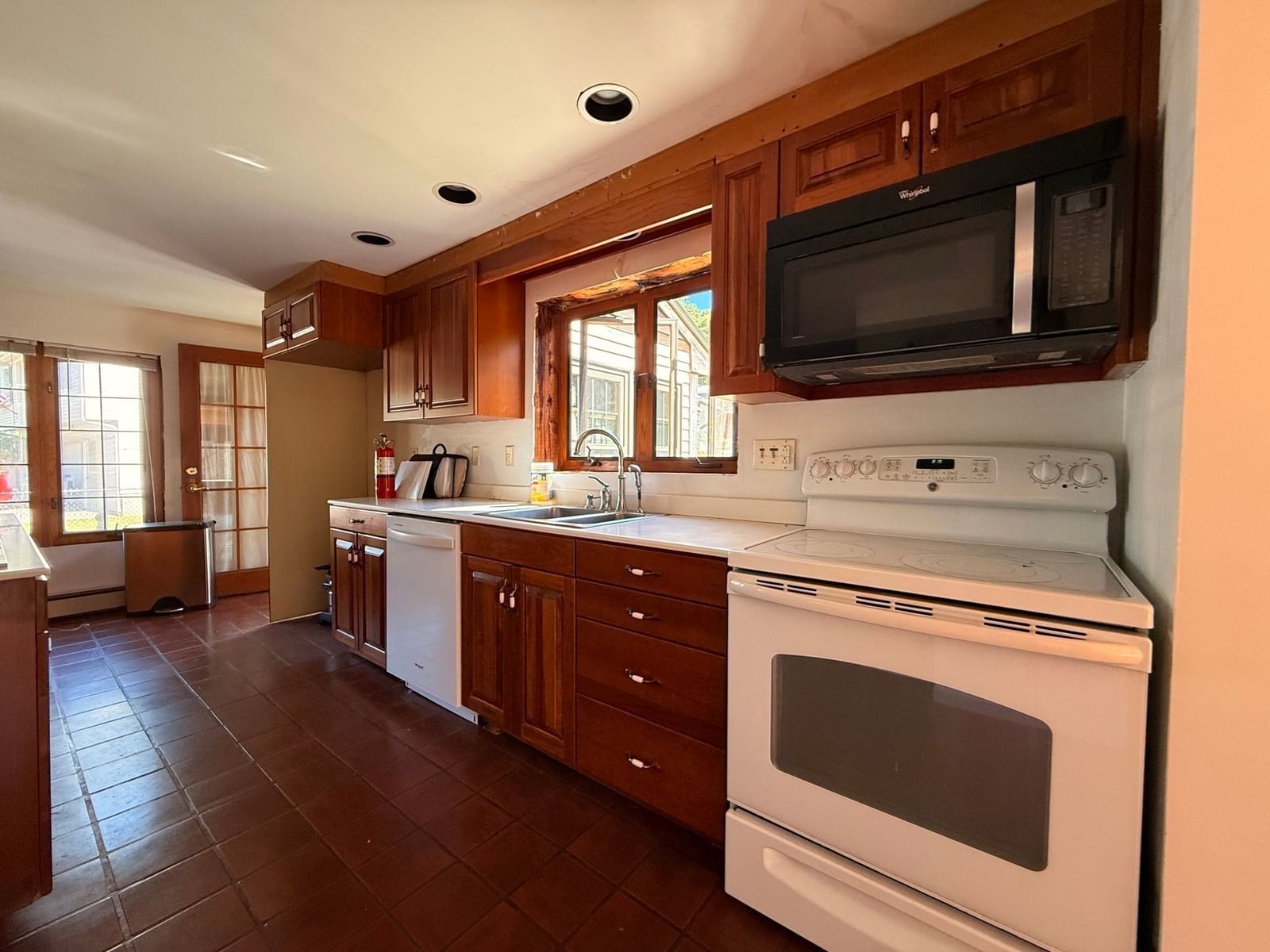115 Farm Street, Blackstone, MA 01504 photo 2