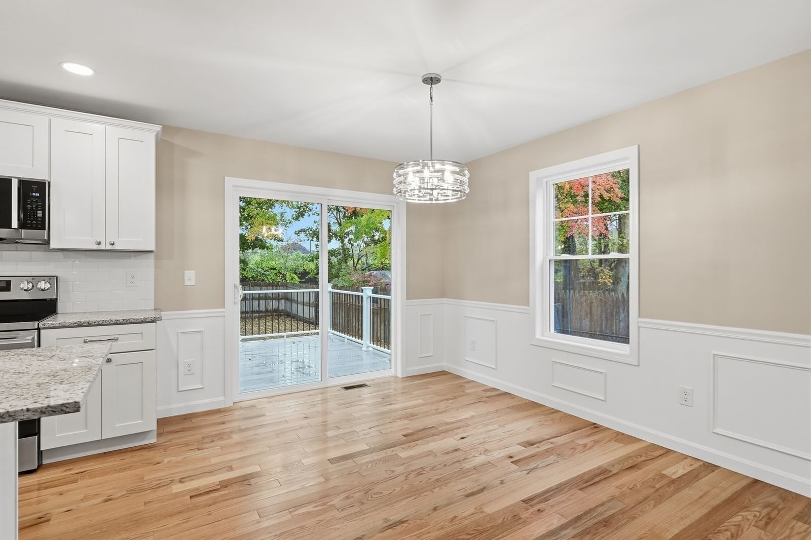 167 Dorset St, Springfield, MA 01108 photo 2