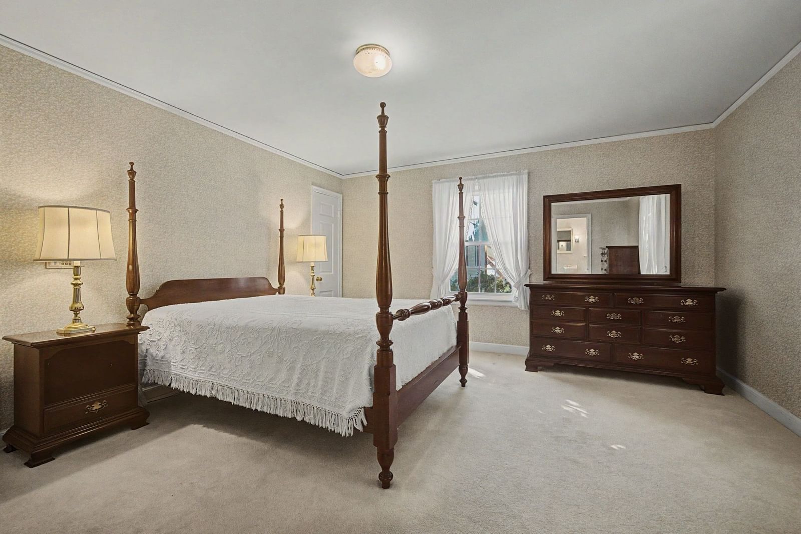 8 James Street, Greenfield, MA 01301 photo 4