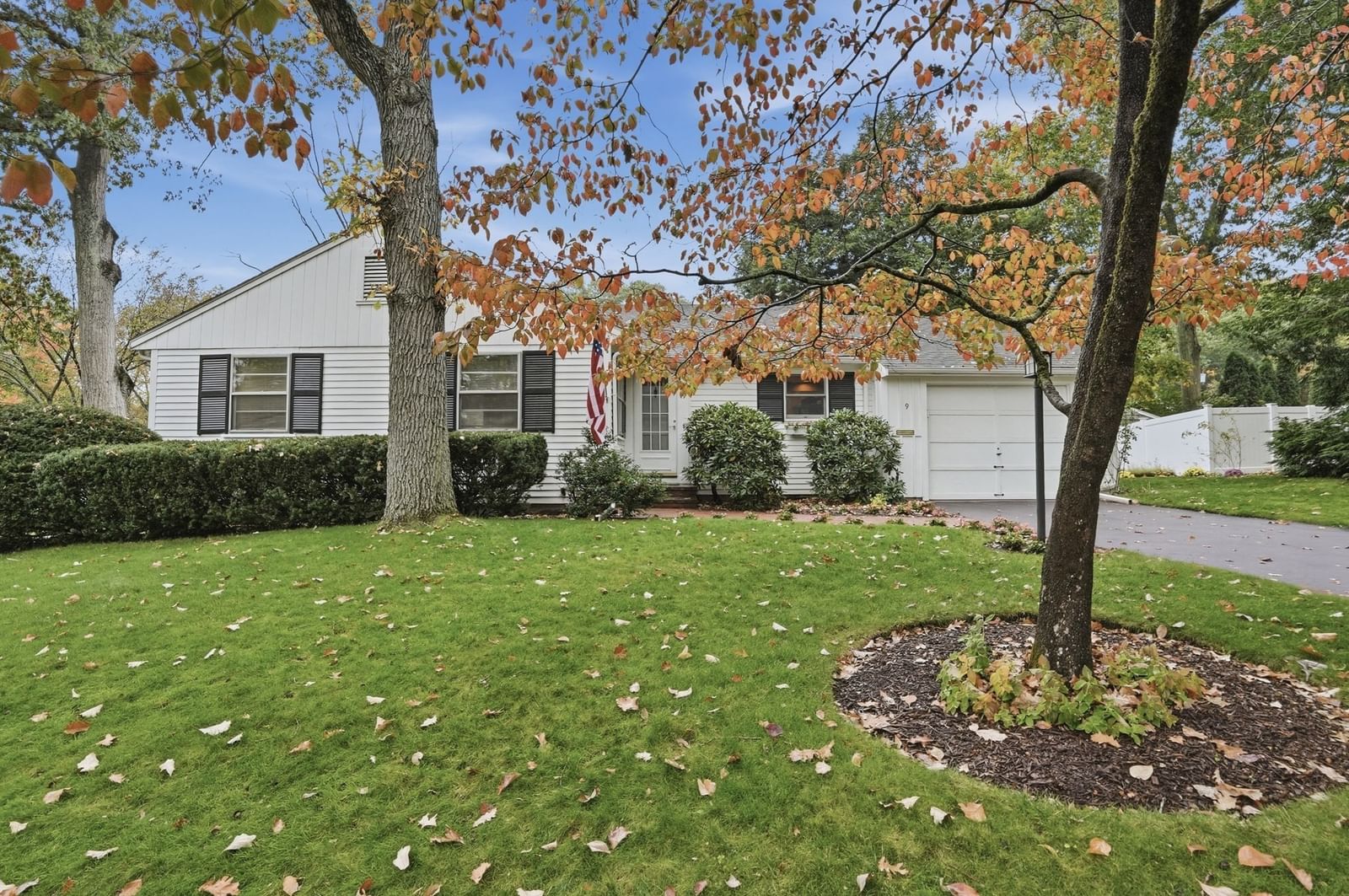 Property at 9 Beechwood Road, Ipswich, MA 01938